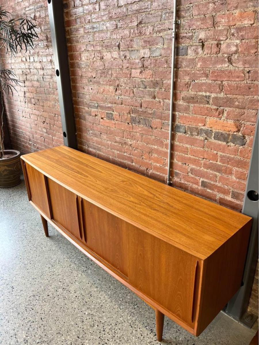 1960's Danish Teak Curved Front Credenza by Svend Madsen In Excellent Condition In Victoria, BC