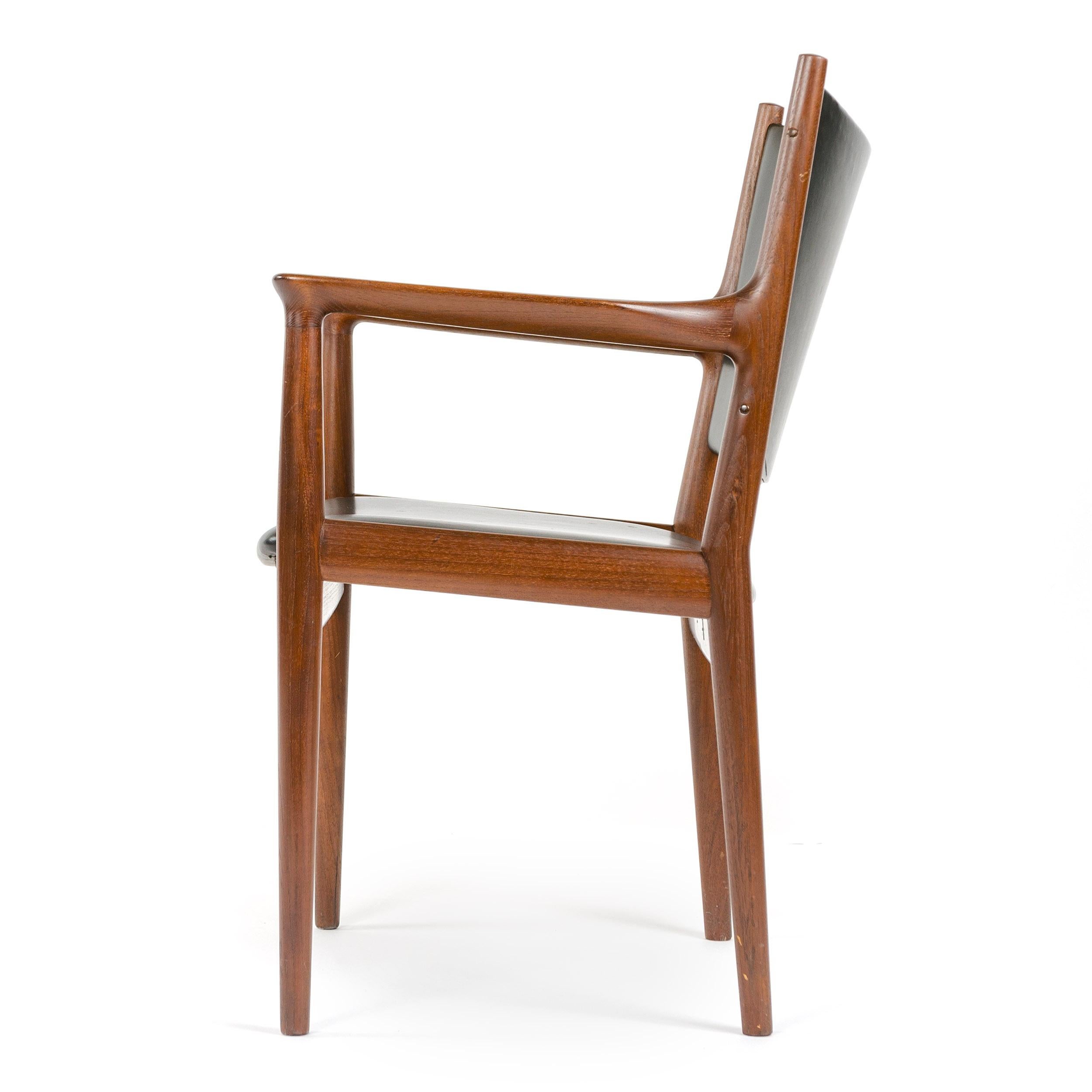 Mid-20th Century 1960s Danish Teak Dining Chair by Hans J. Wegner for Johannes Hansen For Sale