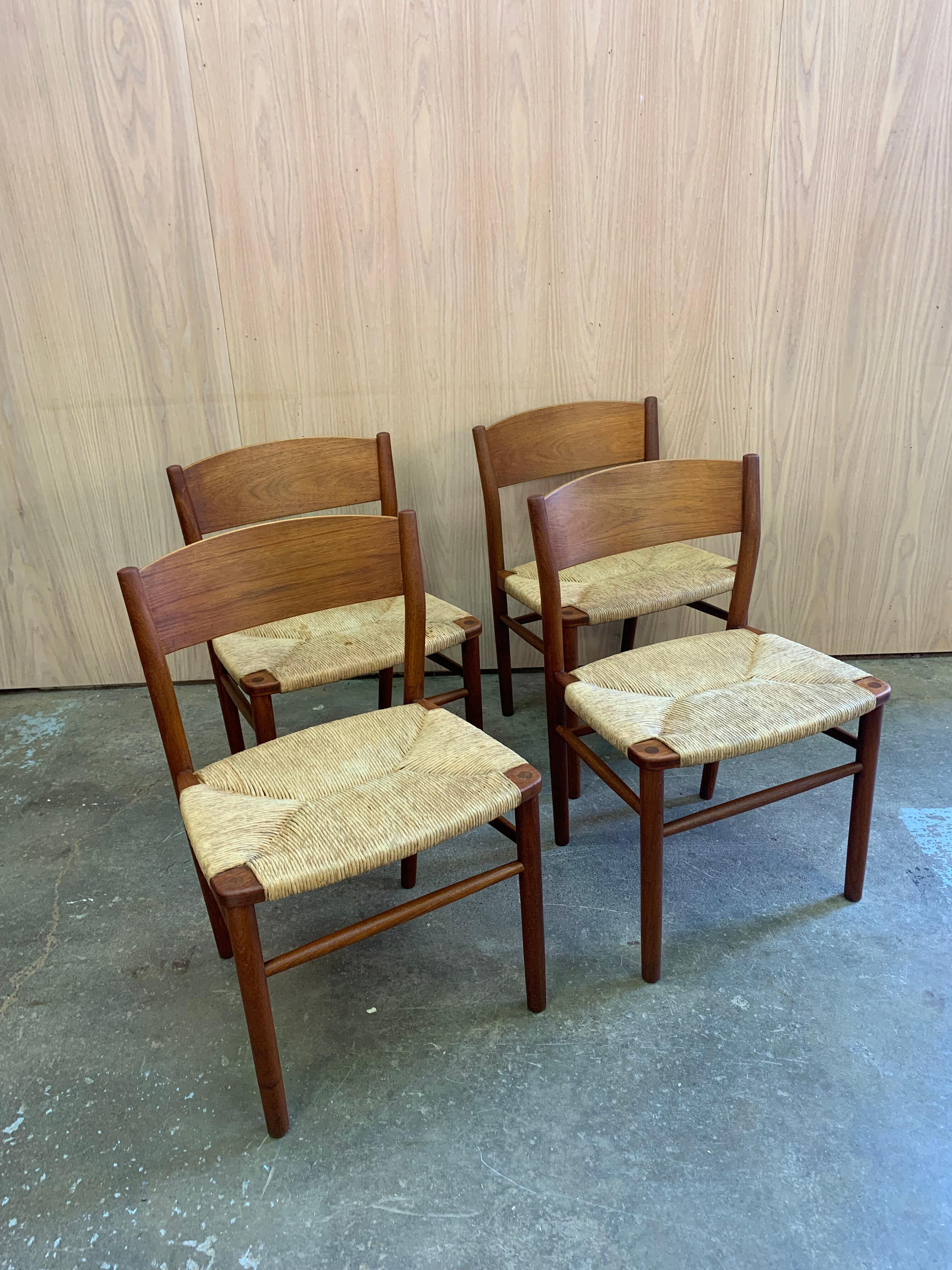 1960er Jahre Dänische Teakholz-Esszimmerstühle von Børge Mogensen im Angebot 1