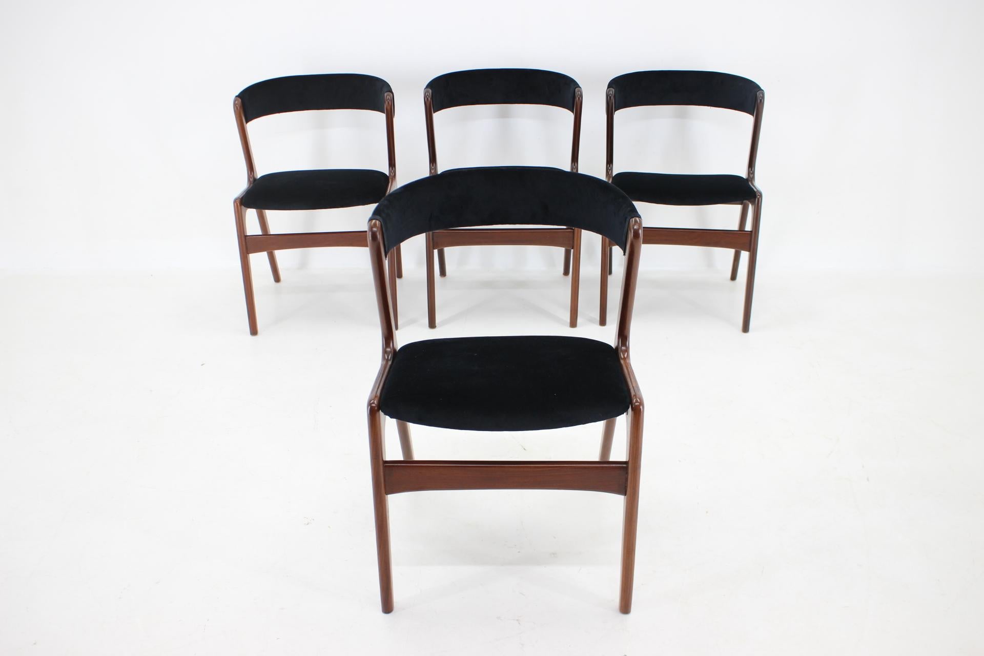 Mid-Century Modern 1960s Danish Teak Dining Chairs in Black Velvet  For Sale