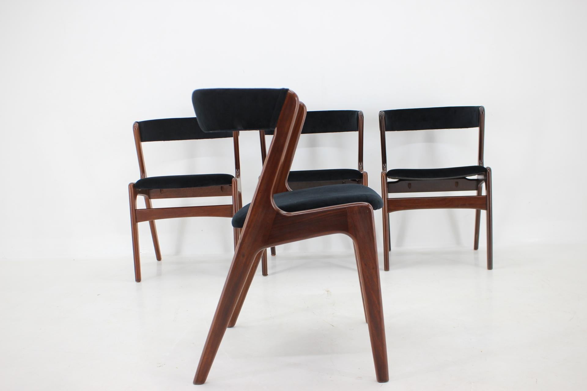 1960s Danish Teak Dining Chairs in Black Velvet  For Sale 1