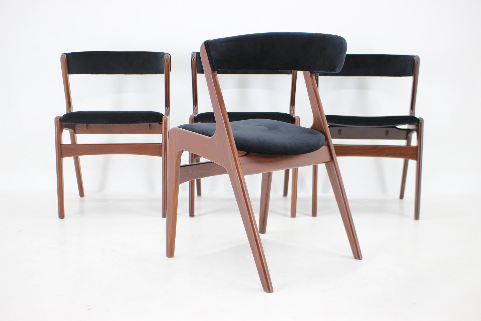 1960s Danish Teak Dining Chairs in Black Velvet  For Sale 4
