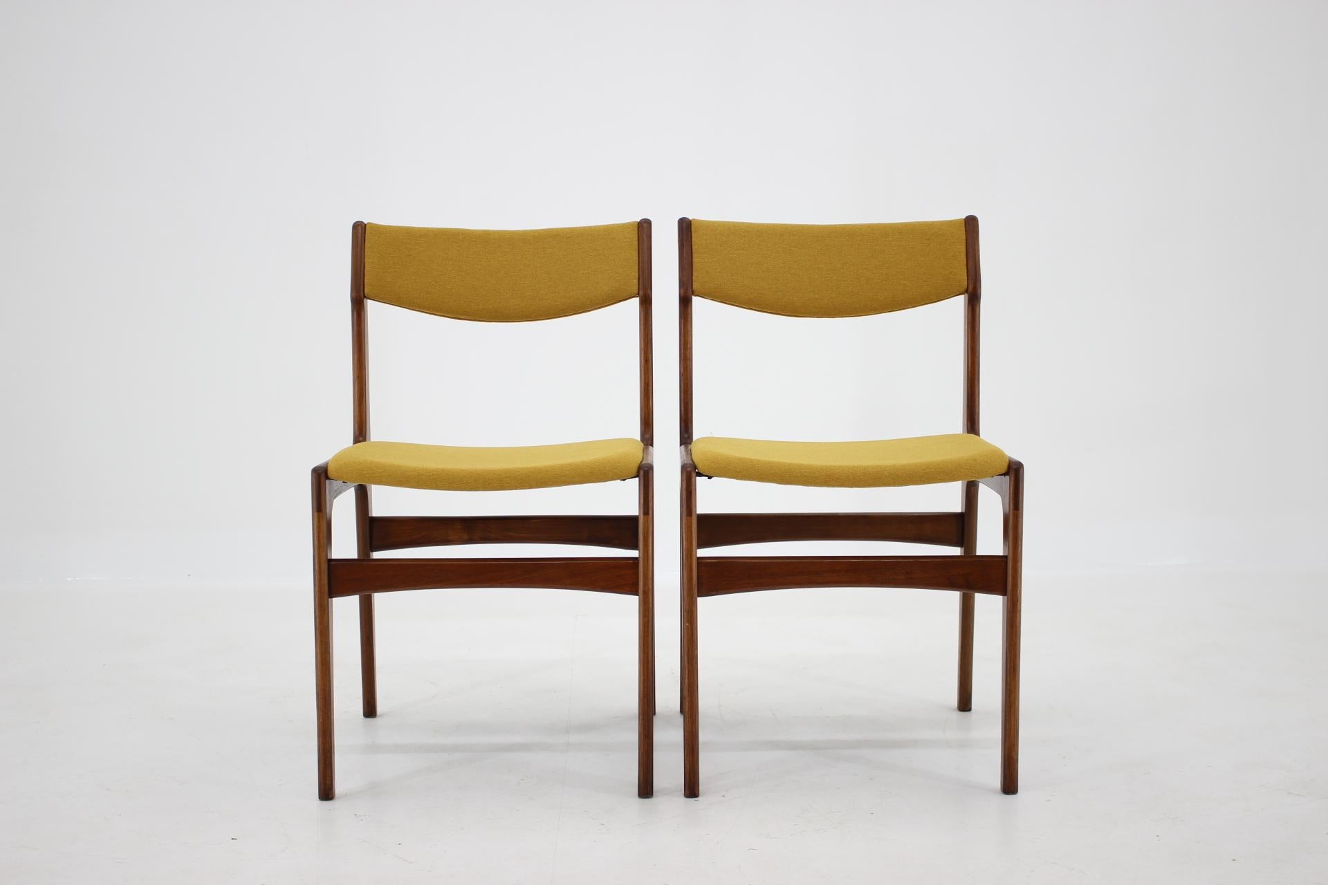 1960s Danish Teak Dining Chairs, Set of 4 In Good Condition In Praha, CZ