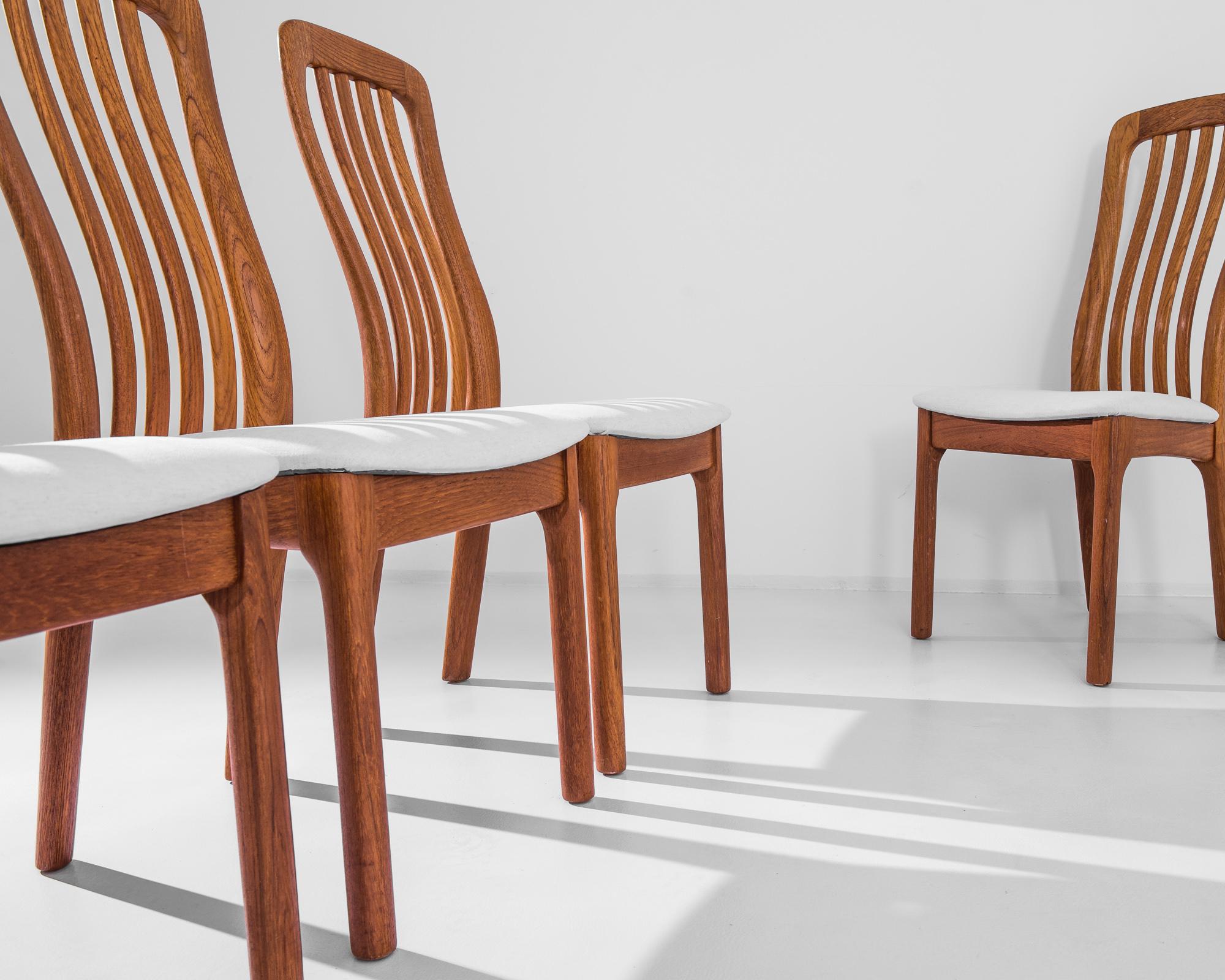 1960s Danish Teak Dining Chairs, Set of Five In Good Condition In High Point, NC