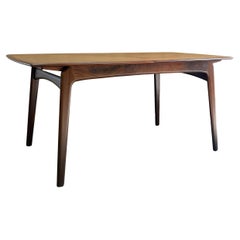 Tavolo da pranzo danese in teak del 1960 di Arne Hovmand-Olsen per Mogens Kold