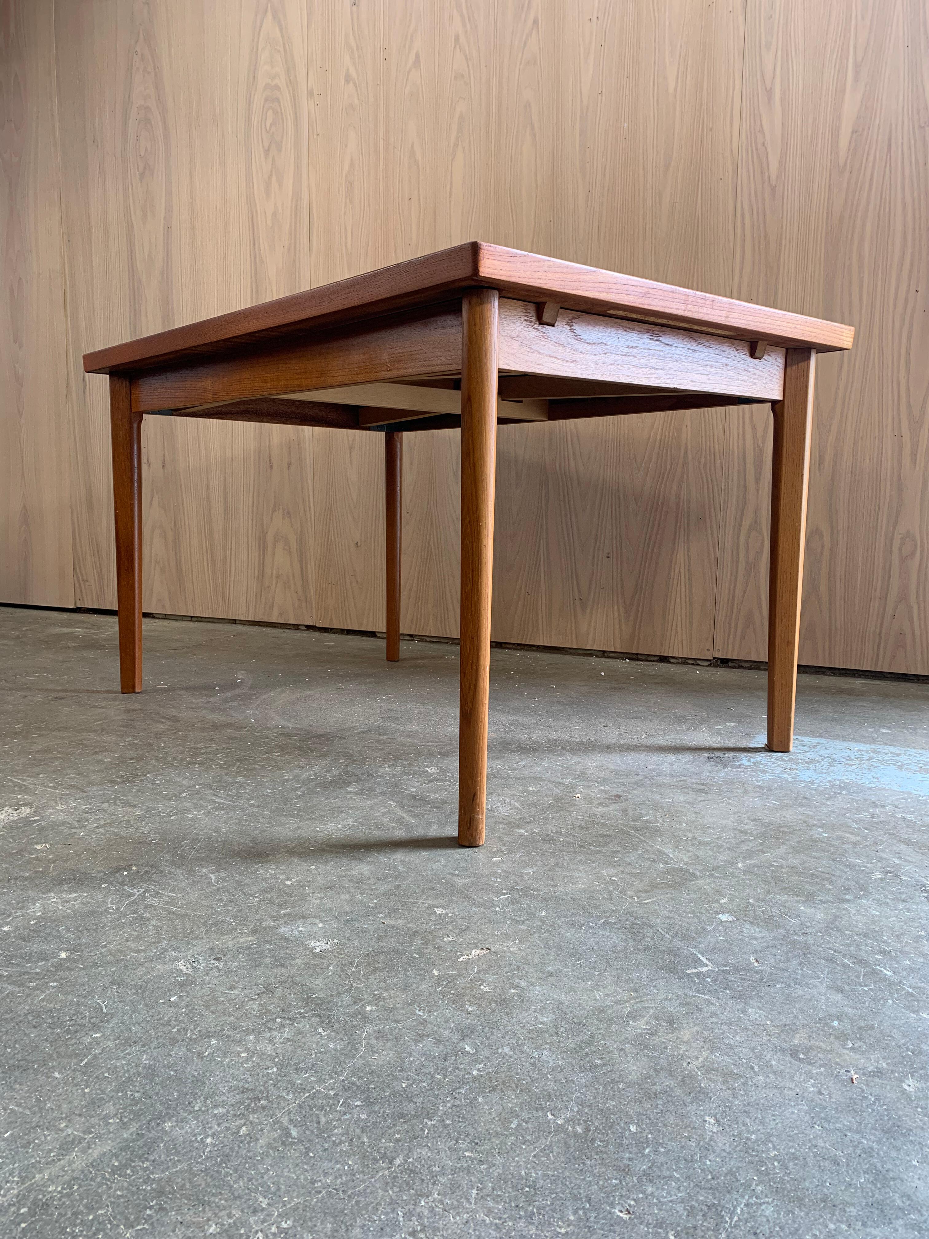 Mid-Century Modern 1960s Danish Teak Draw-Leaf Dining Table by Vejle Stole For Sale