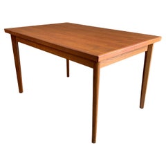 Table de salle à manger danoise des années 1960 à feuilles mobiles par Vejle Stole