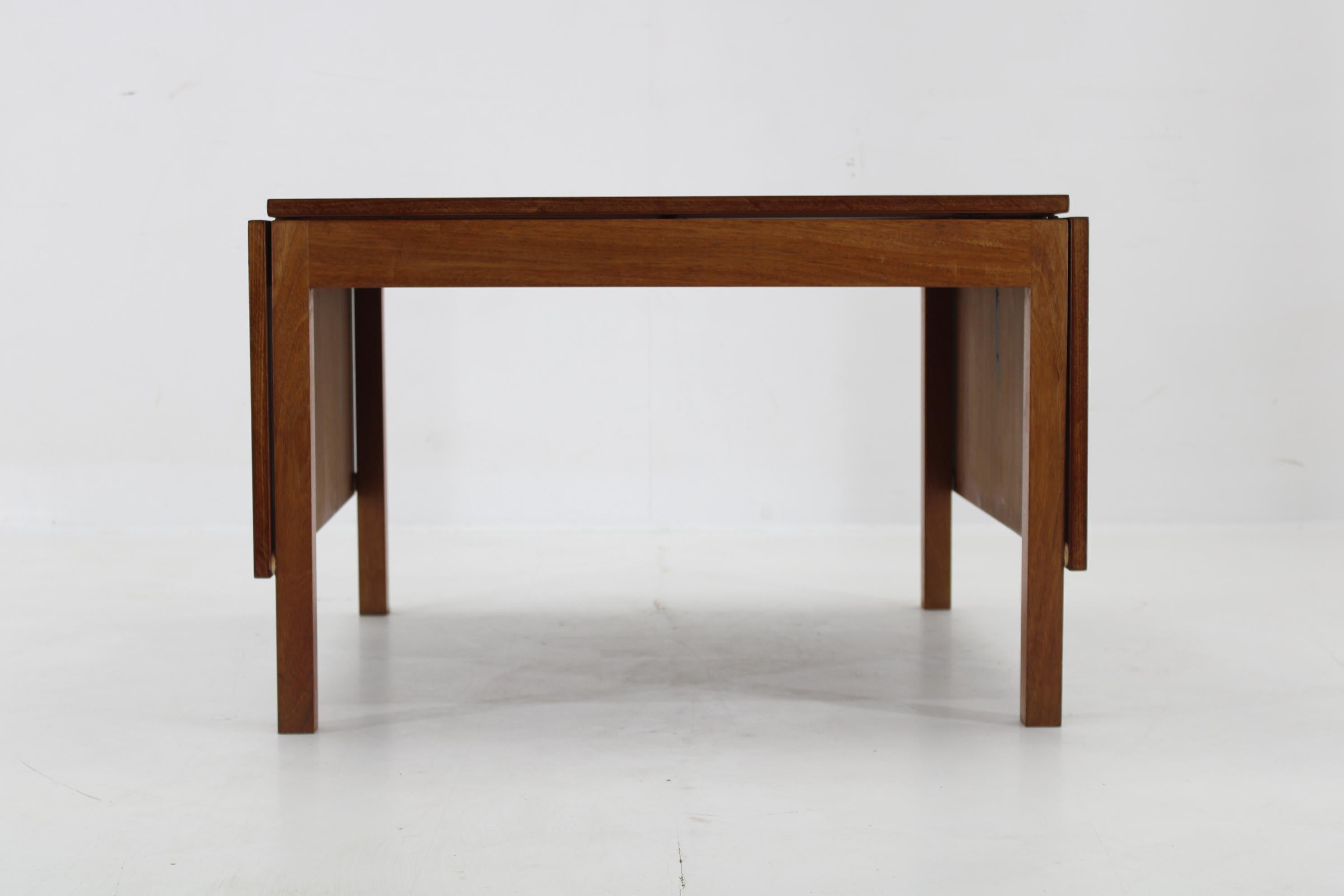 Mid-Century Modern 1960s Danish Teak Drop-Leaf Coffee Table