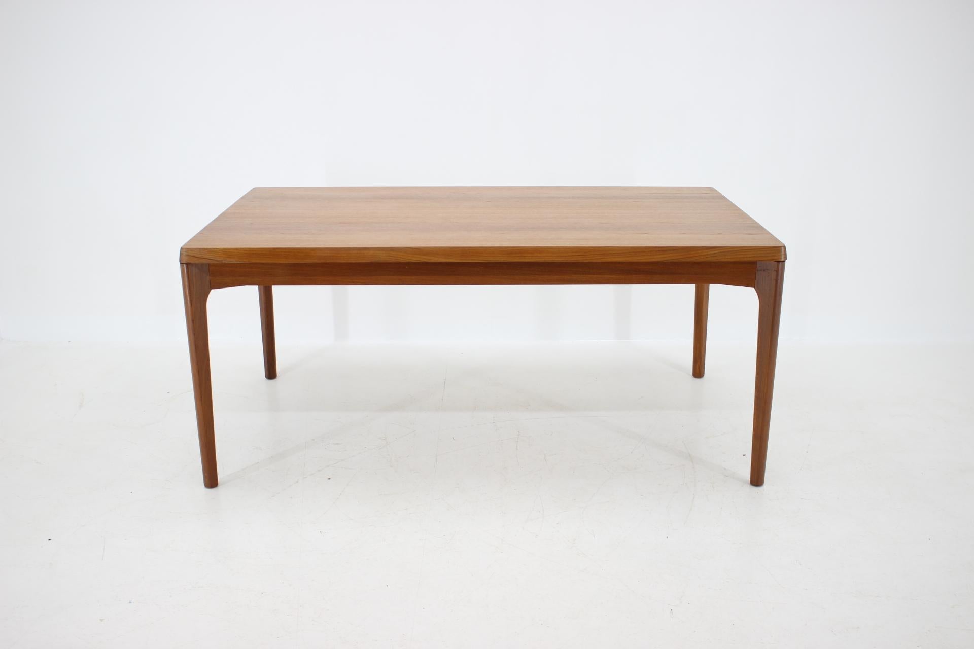 - Made of teak and teak veneer
- Can be extended up to 274 cm
- This item was carefully refurbished.