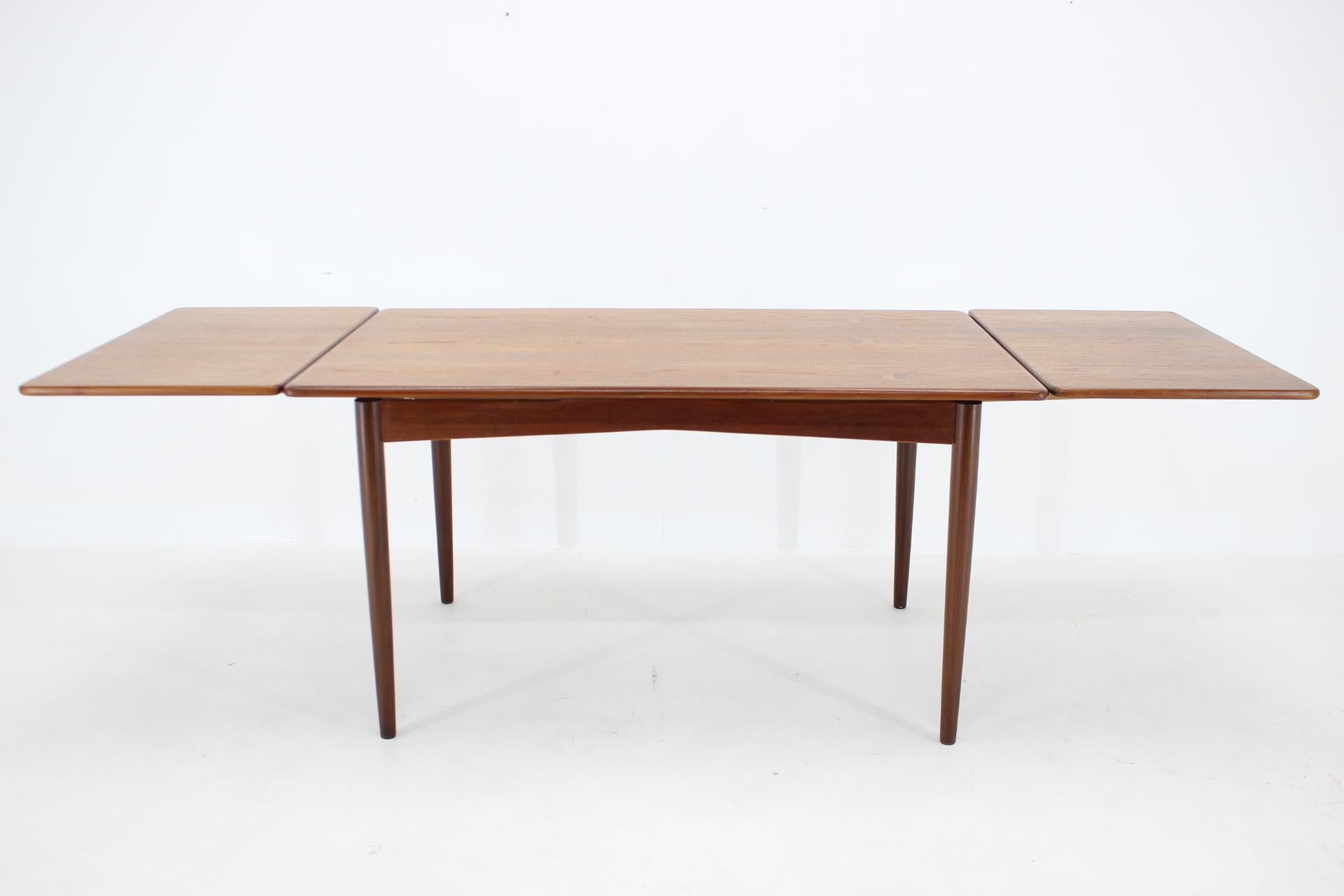 1960s Danish Teak Extendable Dining Table 5