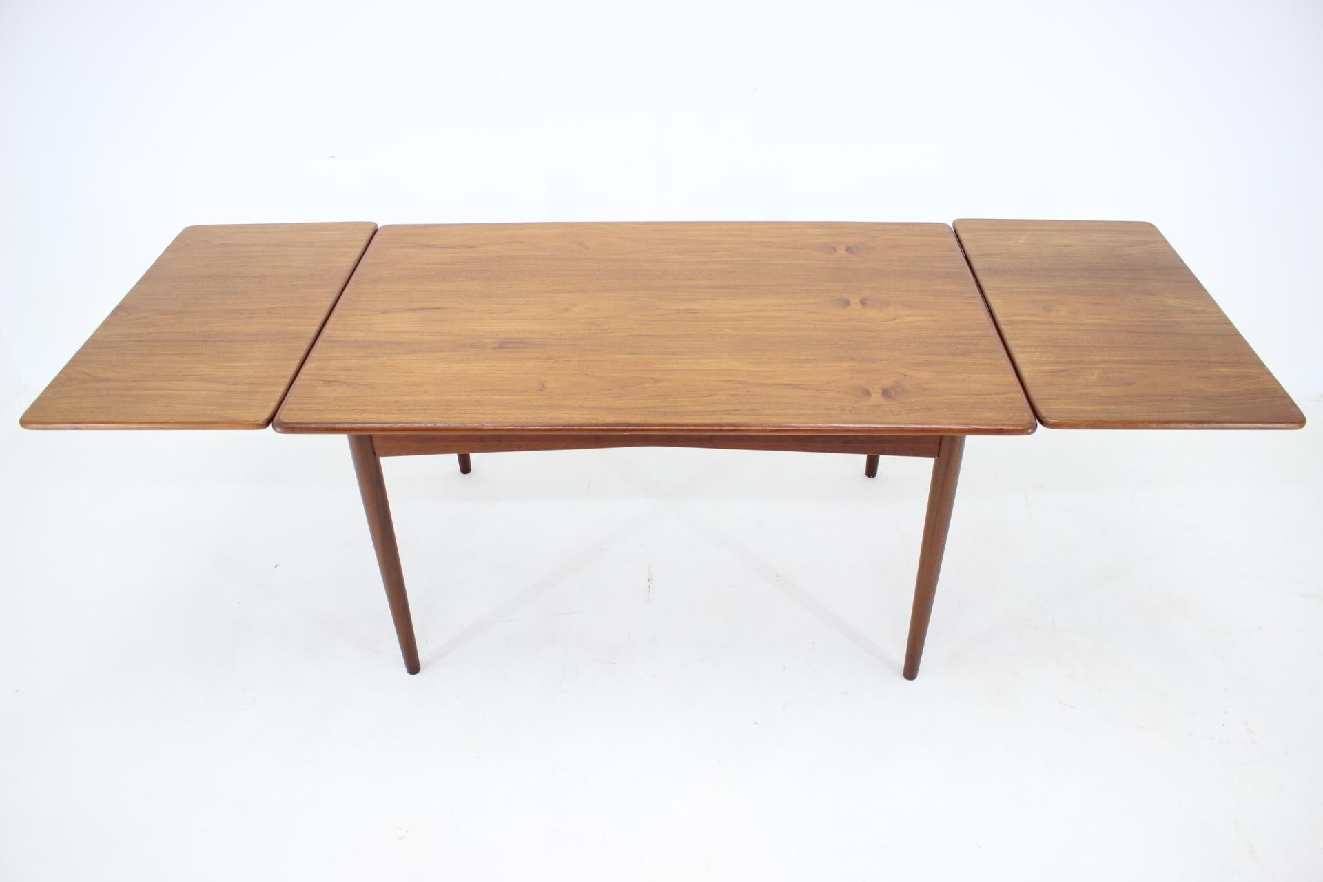 1960s Danish Teak Extendable Dining Table 6