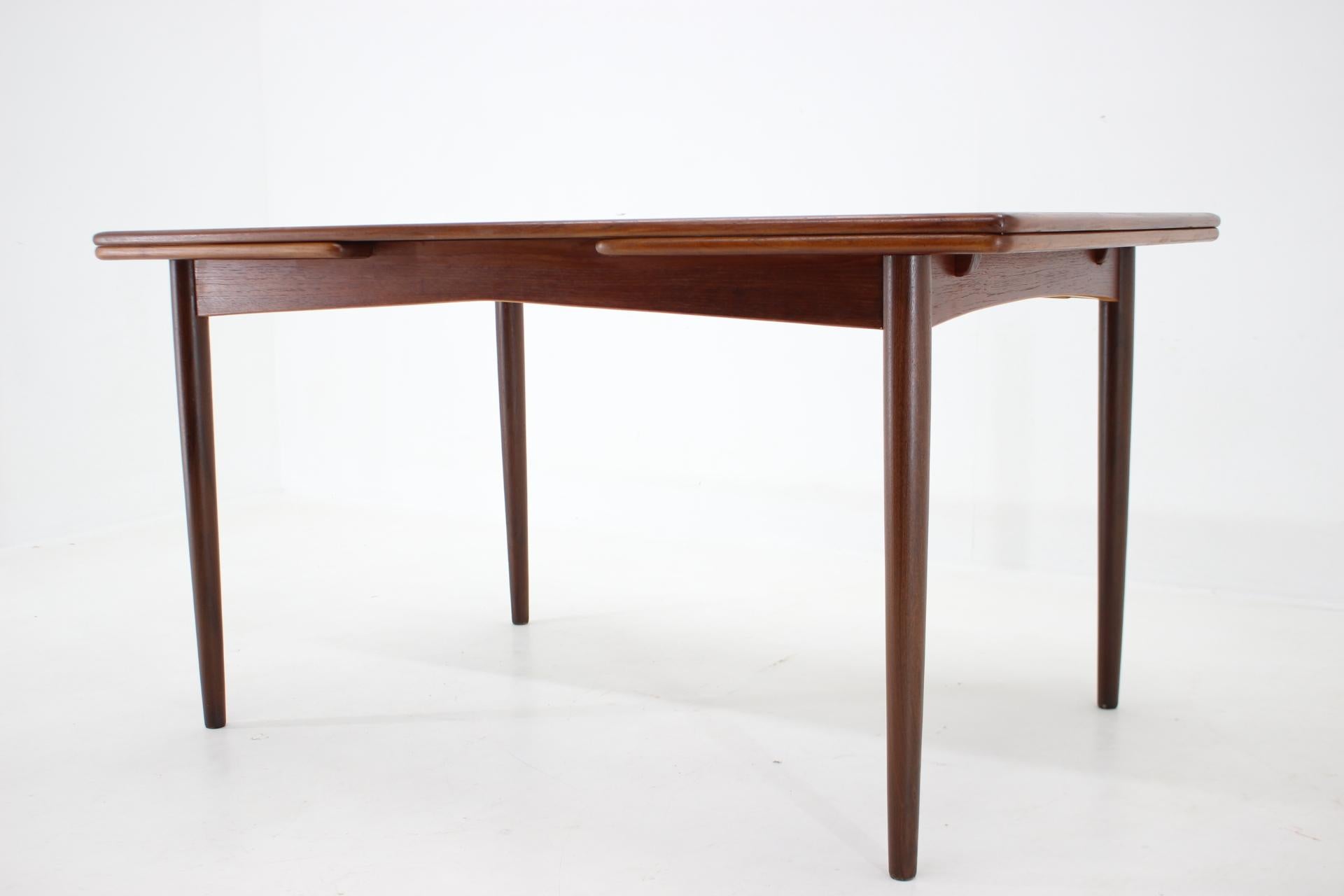 Wood 1960s Danish Teak Extendable Dining Table