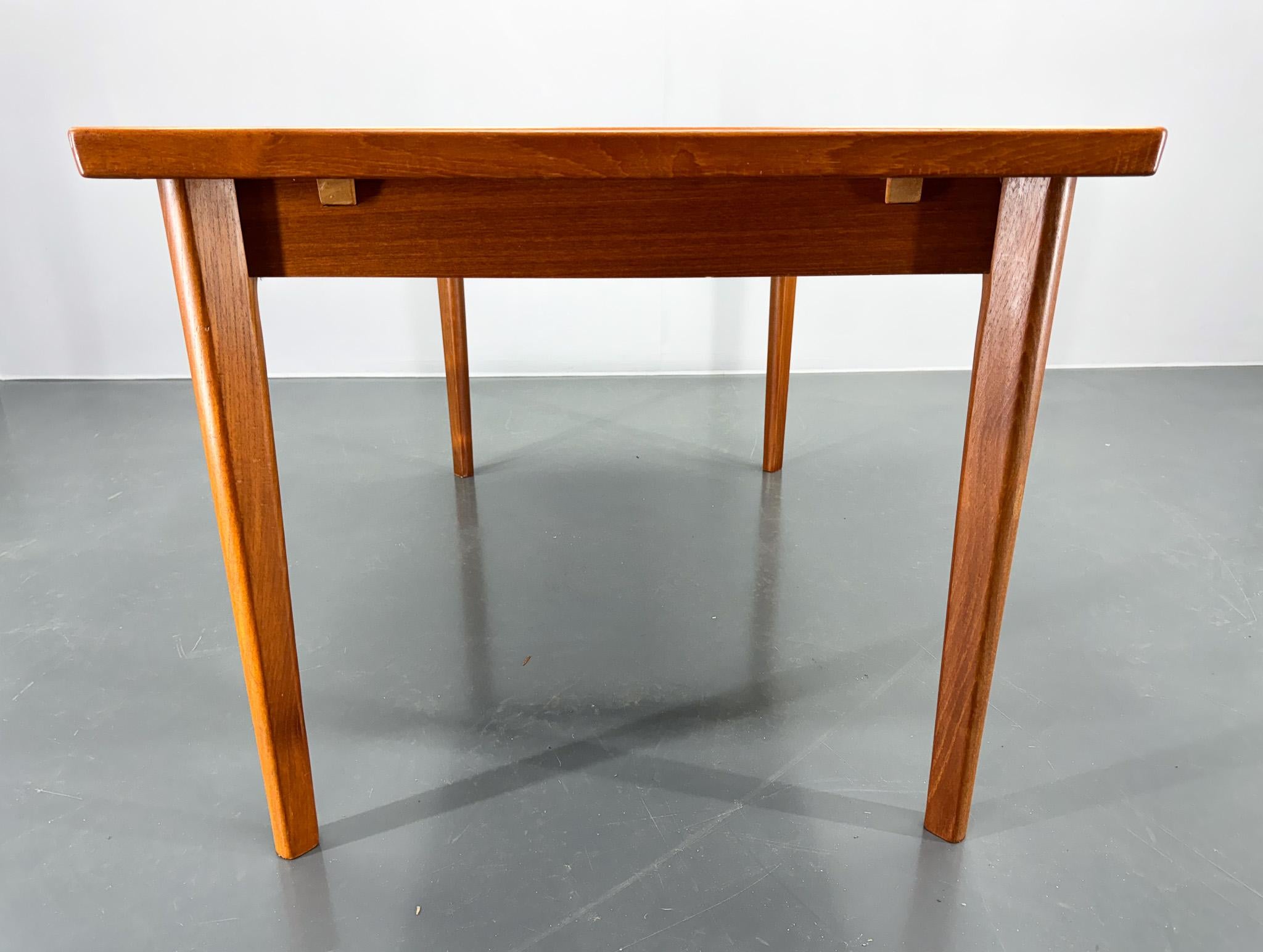 1960s Danish Teak Extendable Dining Table 2