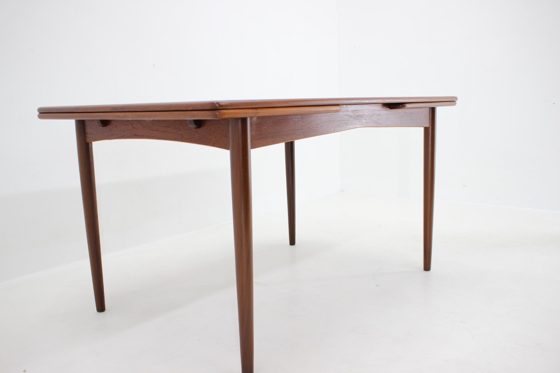 1960s Danish Teak Extendable Dining Table 2