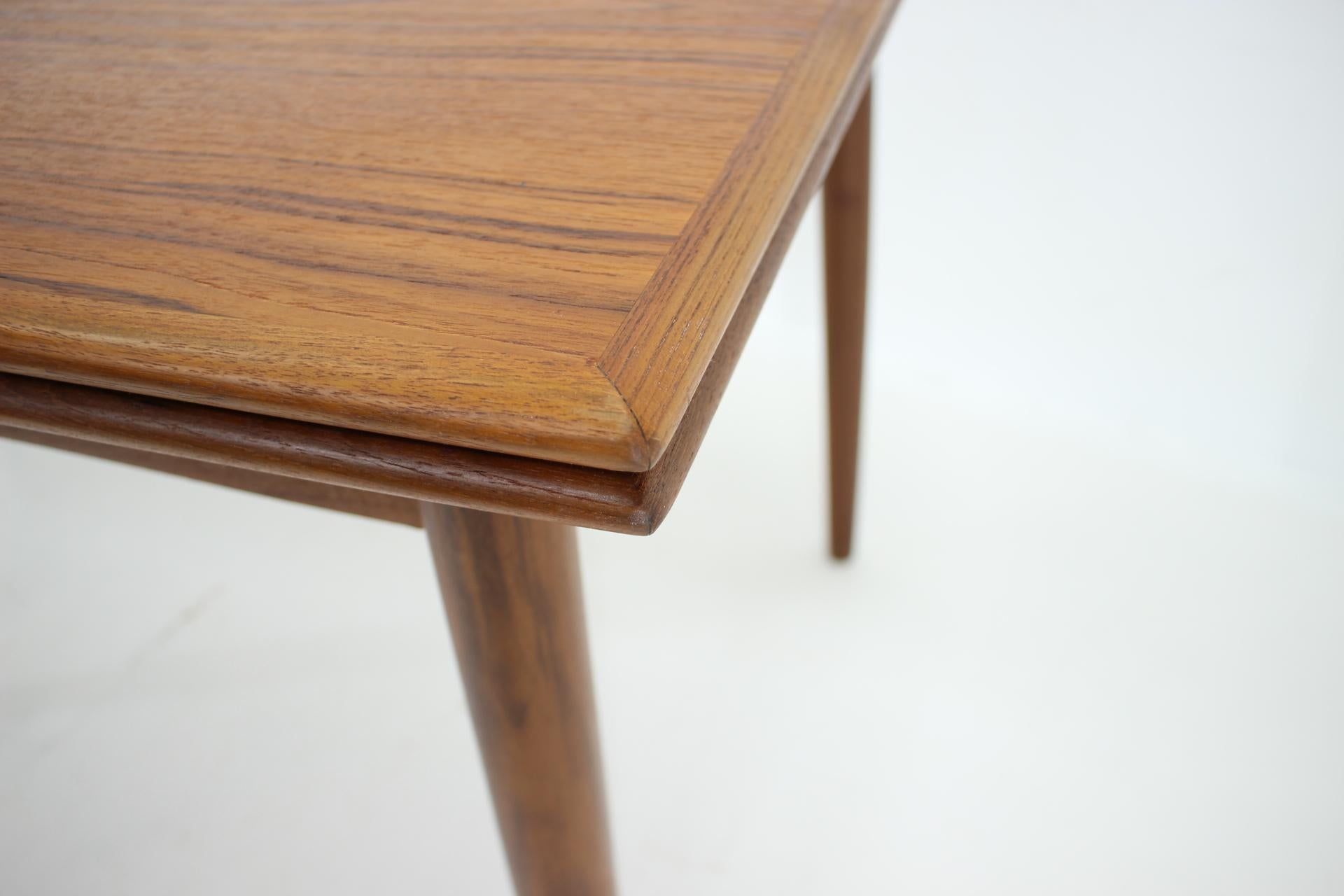 1960s Danish Teak Extendable Dining Table, Restored 9