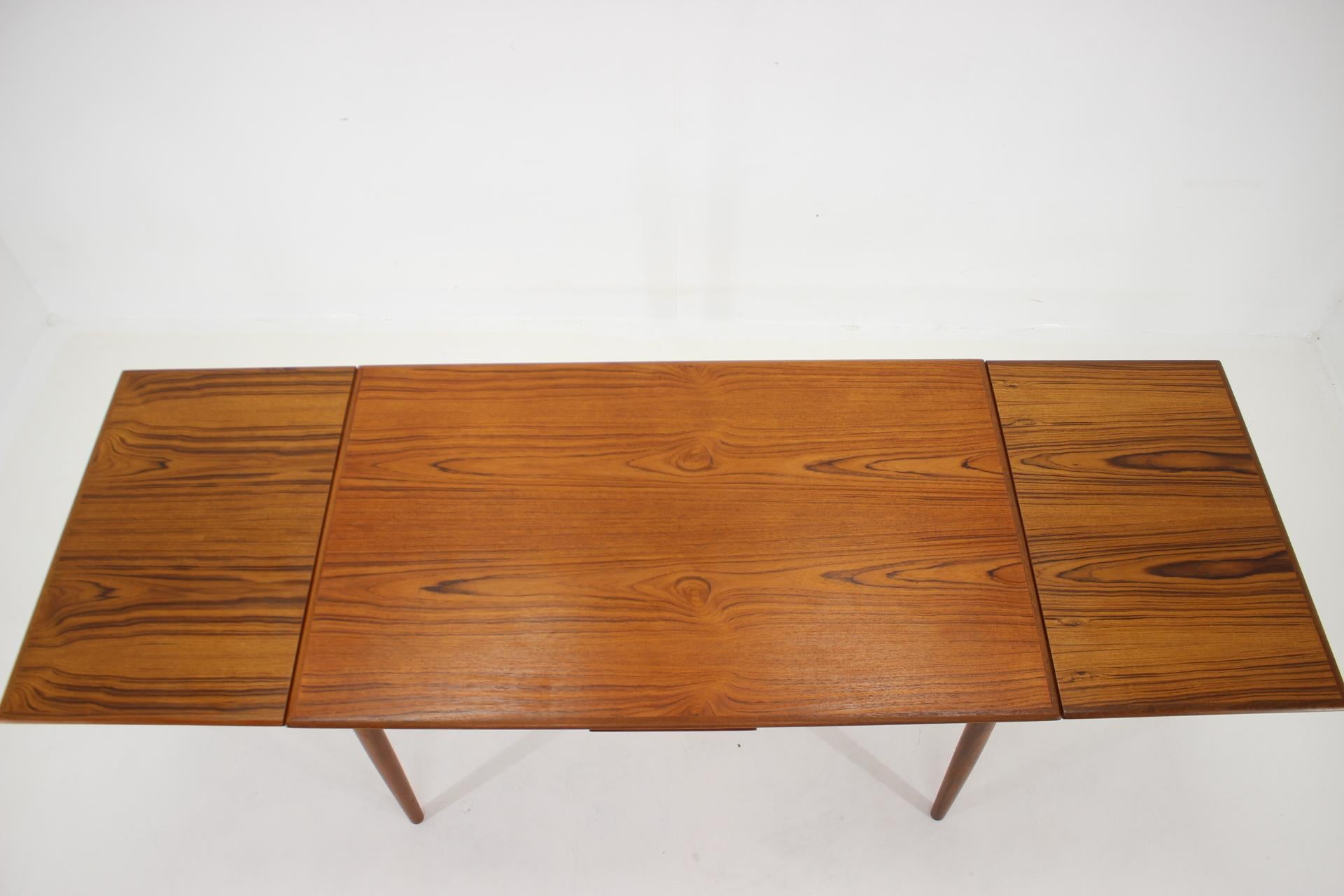 Mid-Century Modern 1960s Danish Teak Extendable Dining Table, Restored