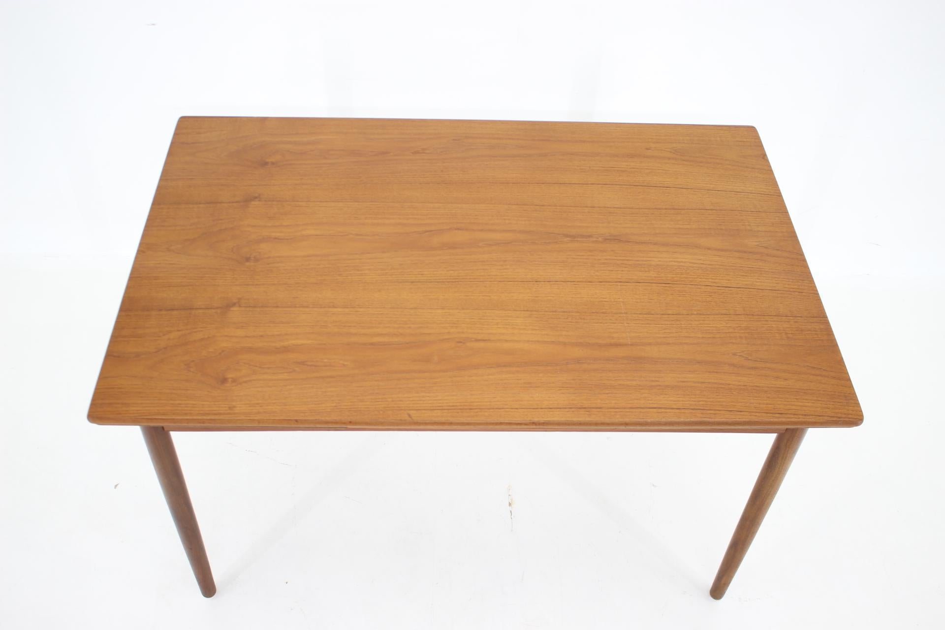 Wood 1960s Danish Teak Extendable Dining Table, Restored For Sale