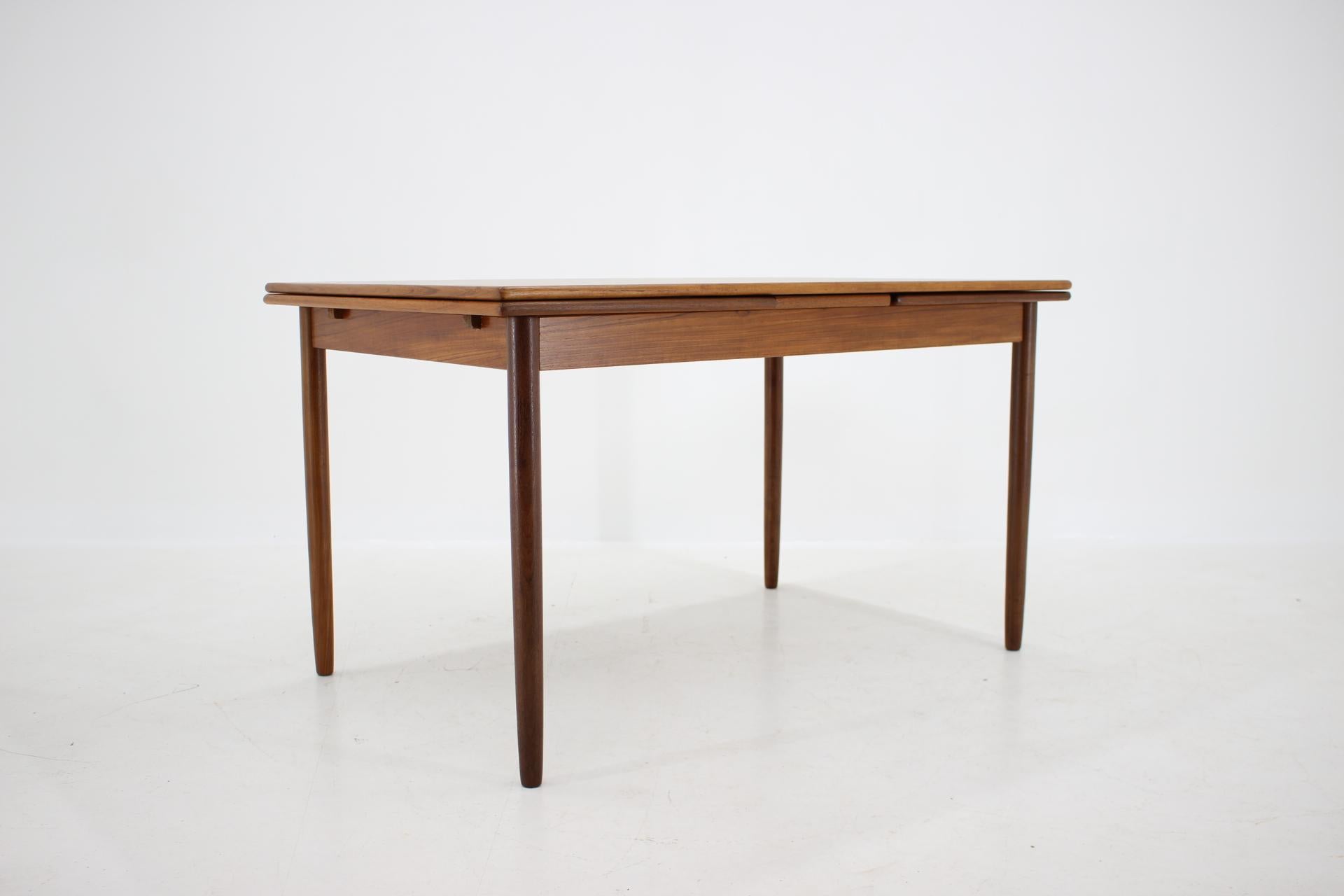 1960s Danish Teak Extendable Table 5