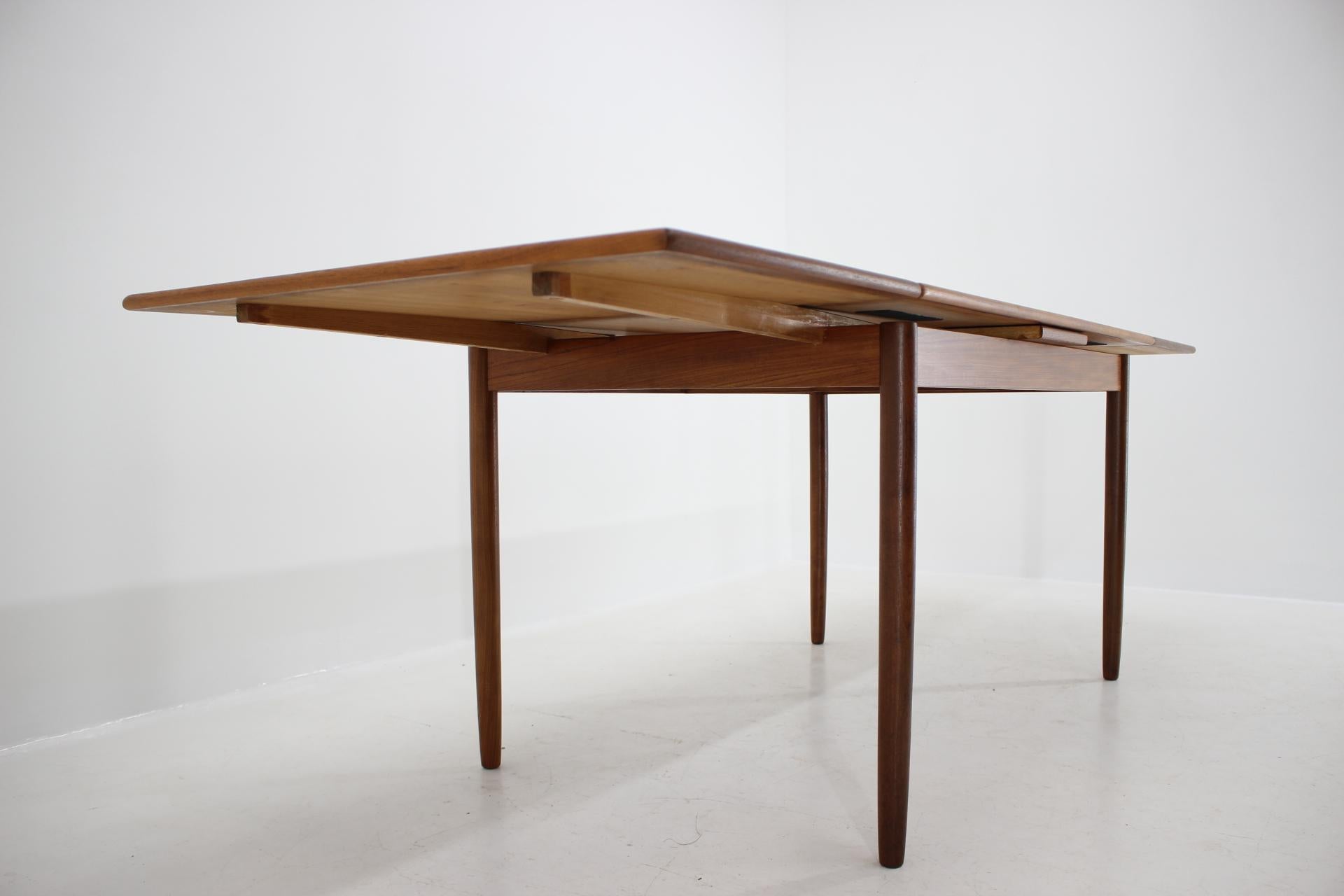 Scandinavian Modern 1960s Danish Teak Extendable Table