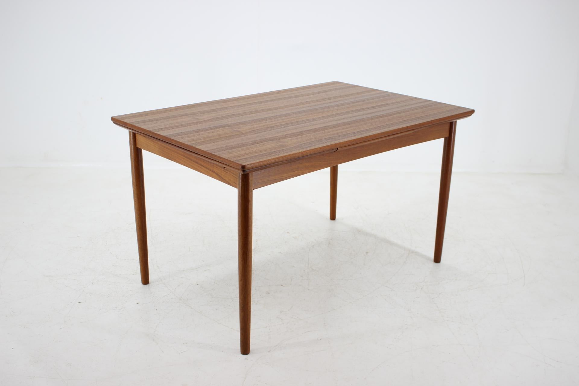 1960s Danish Teak Extendable Table 2
