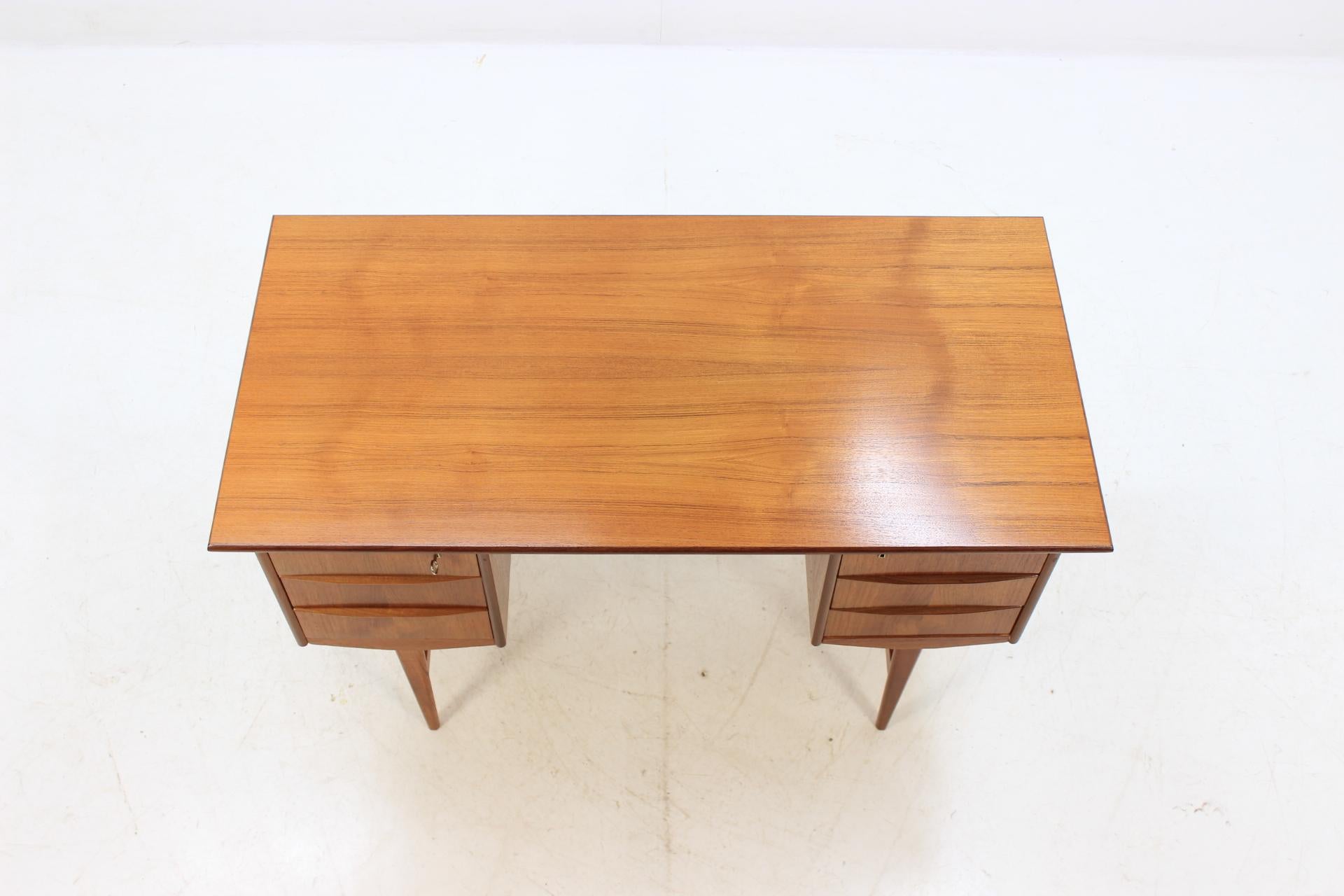 1960s Danish Teak Free Standing Writing Desk 4