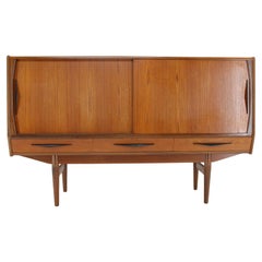 1960er Jahre Dänisches Teakholz-Highboard, restauriert