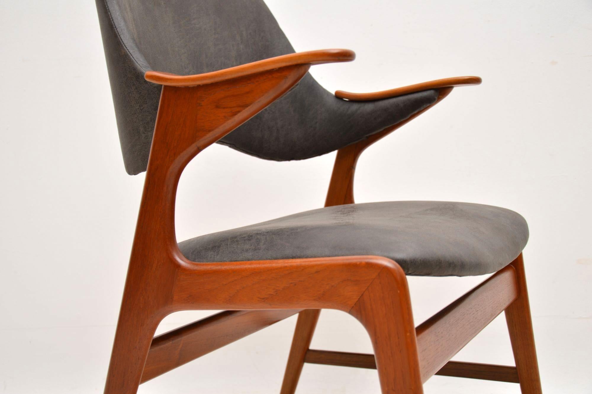 Mid-Century Modern 1960s Danish Teak & Leather Armchair by Arne Hovmand-Olsen
