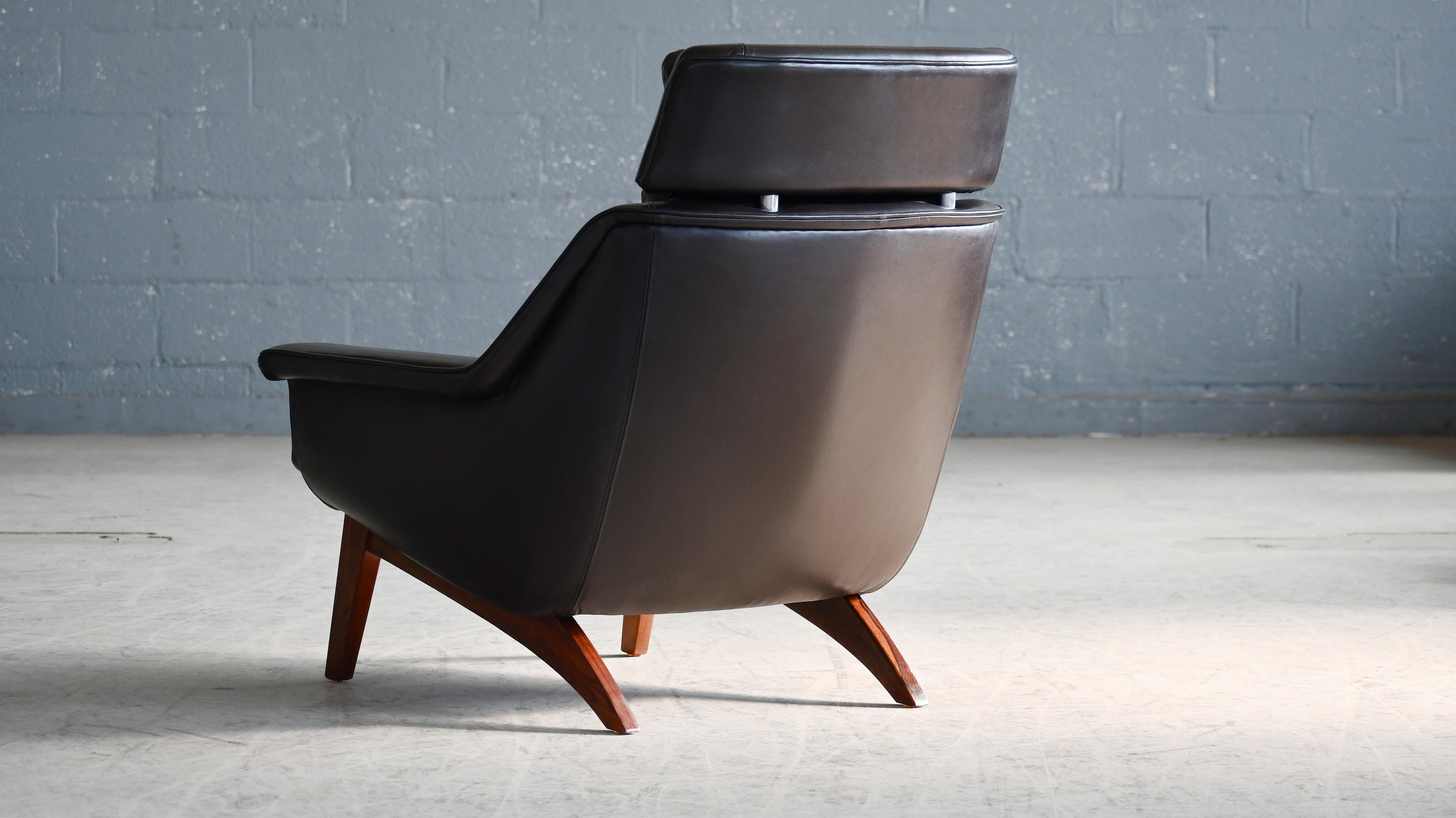 1960's Danish Teak Lounge Chair for ESA by Langfeld Design in Black Leather For Sale 7