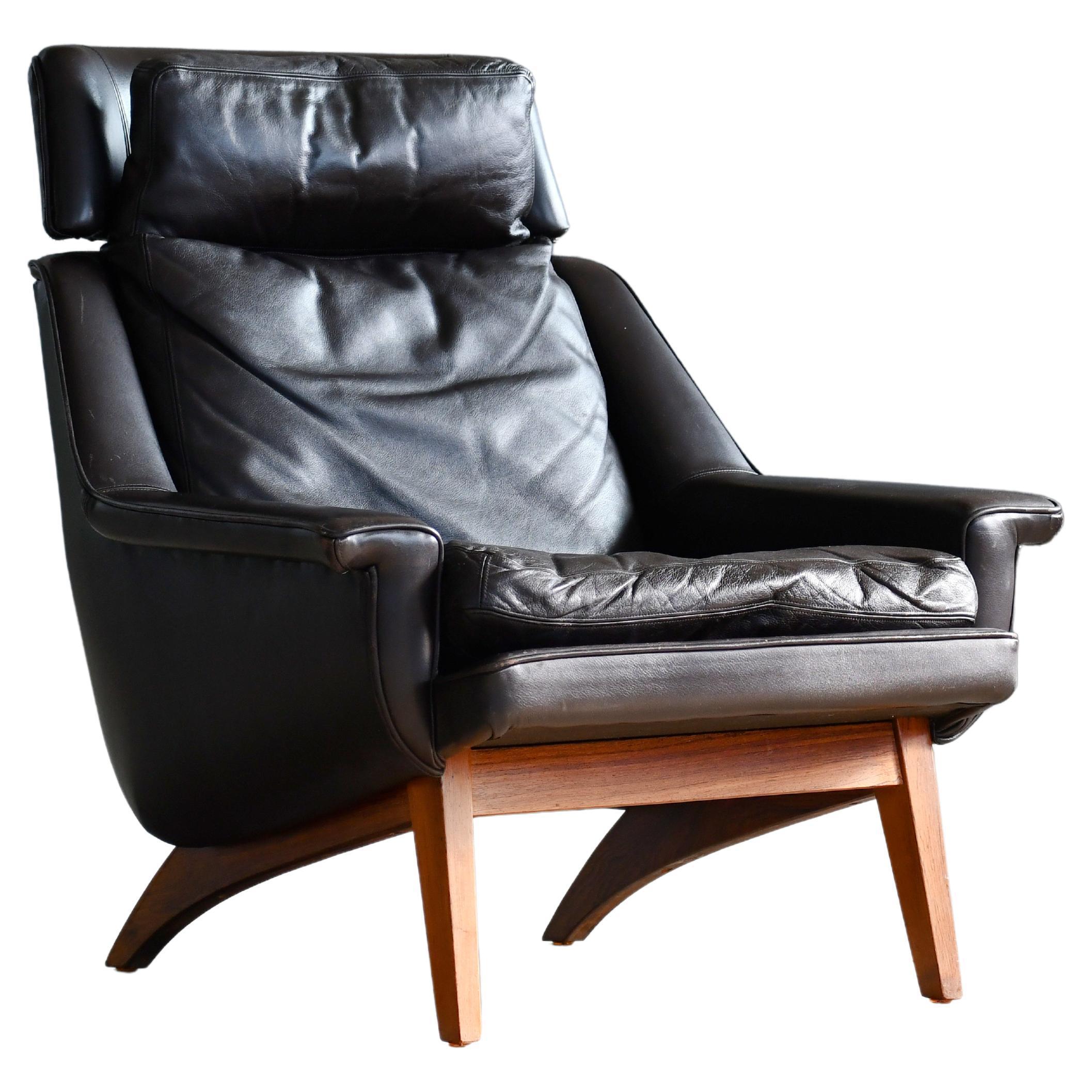 1960's Danish Teak Lounge Chair for ESA by Langfeld Design in Black Leather For Sale