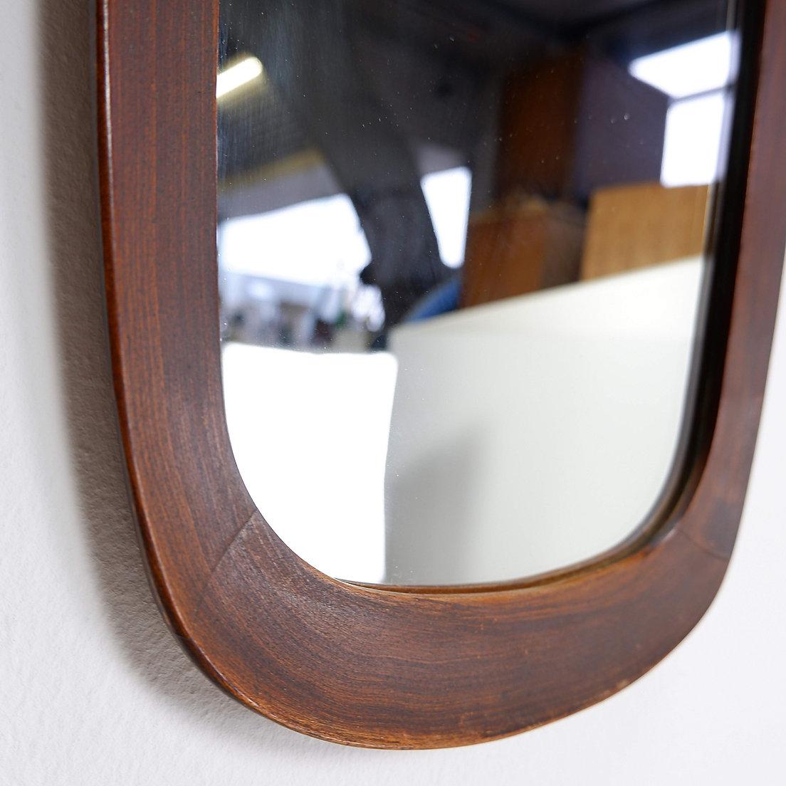 XX secolo Specchio danese in teak del 1960 H. H. 73cm in vendita