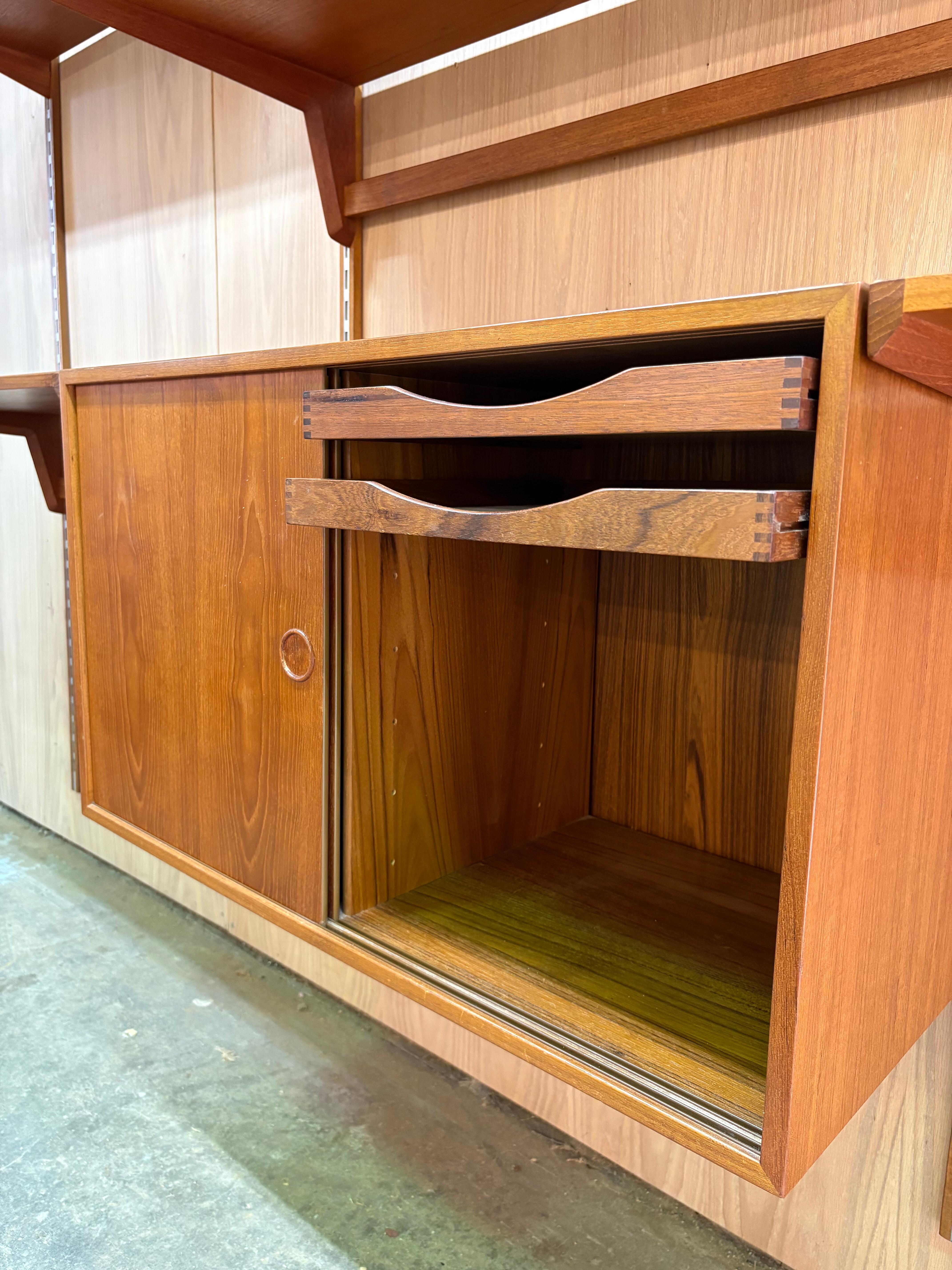 1960s Danish Teak Modular Wall System by Kai Kristiansen for FM Møbler For Sale 3