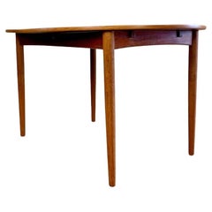 Tavolo da pranzo ovale in teak danese del 1960 di Børge Mogensen