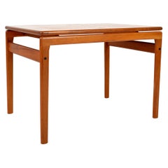 Rechteckiger, schwebender dänischer Teakholz-Beistelltisch von Trioh Mobler, Dänemark, 1960er Jahre