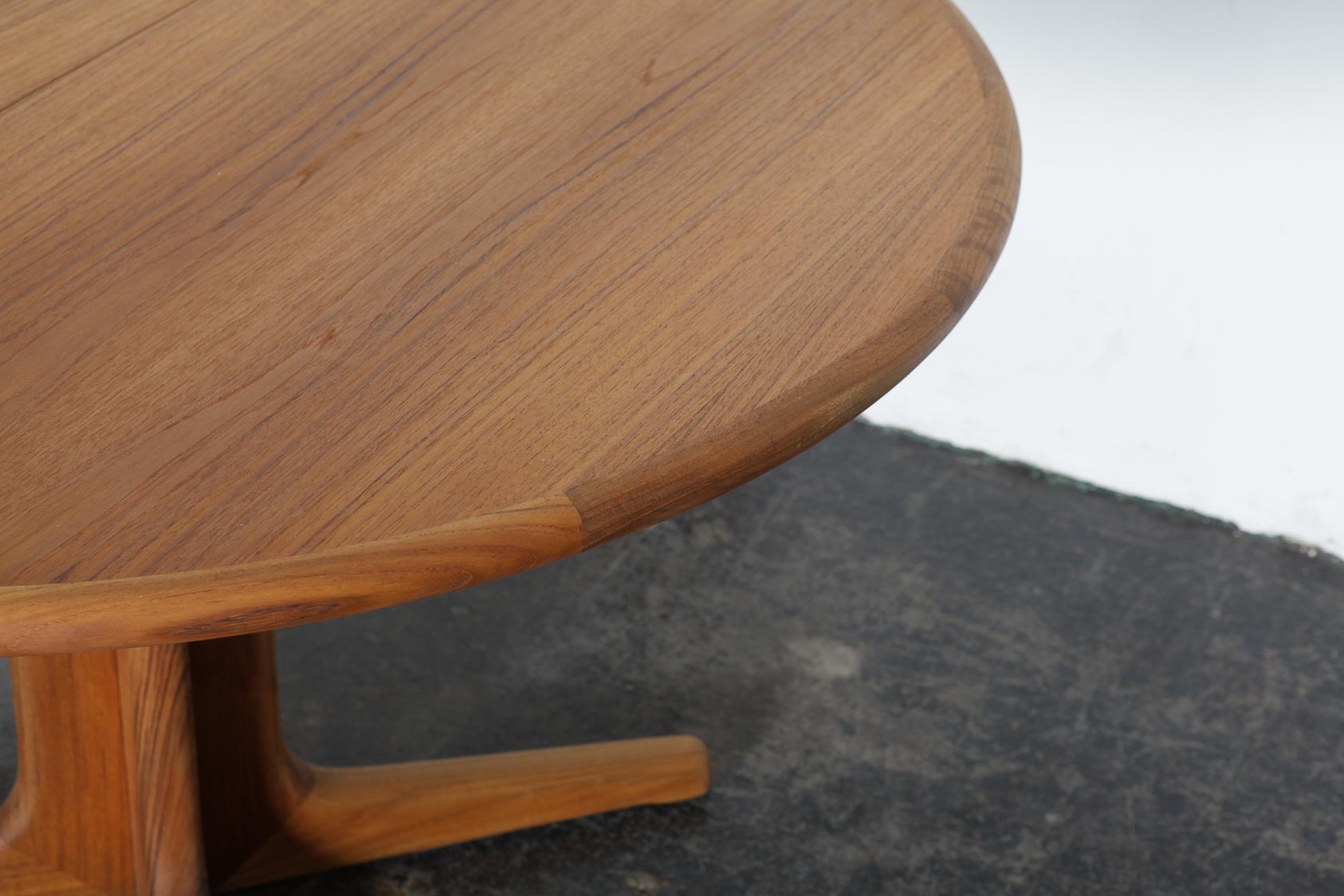 Mid-Century Modern 1960s Danish Teak Round Pedestal Dining Table