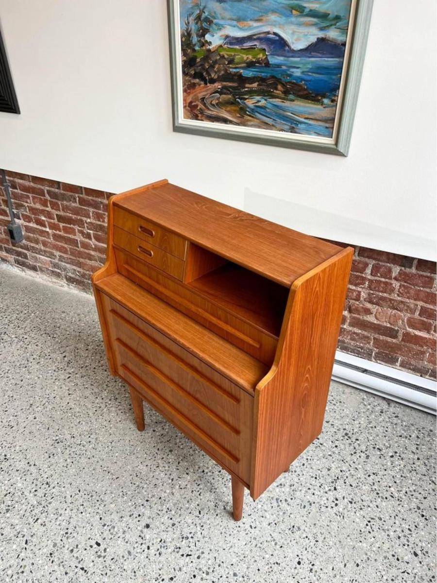 1960's Danish Teak Secretary Desk Vanity For Sale 2