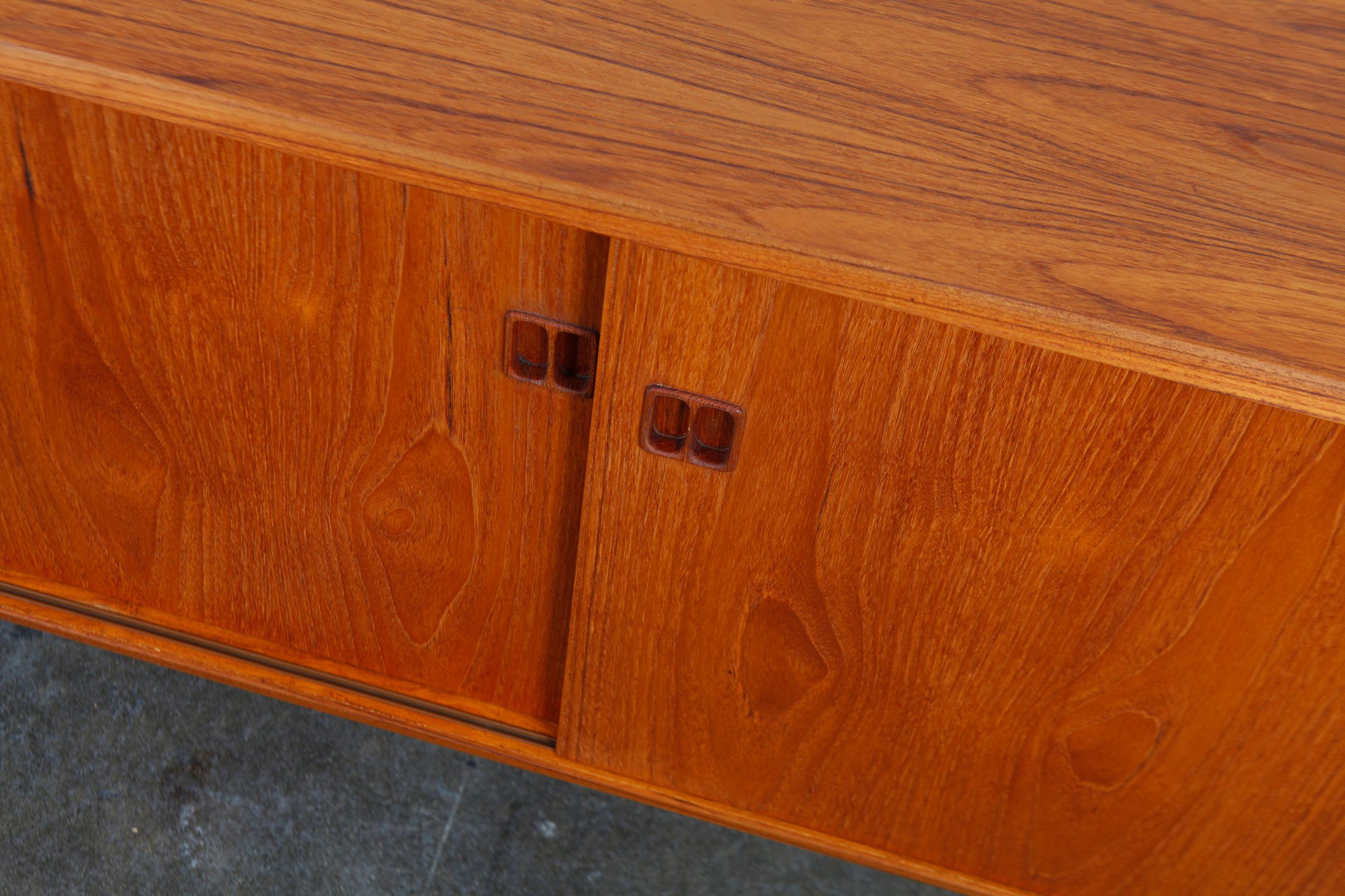 Mid-20th Century 1960s Danish Teak Sliding Door Sideboard with Classic Split Square Handles