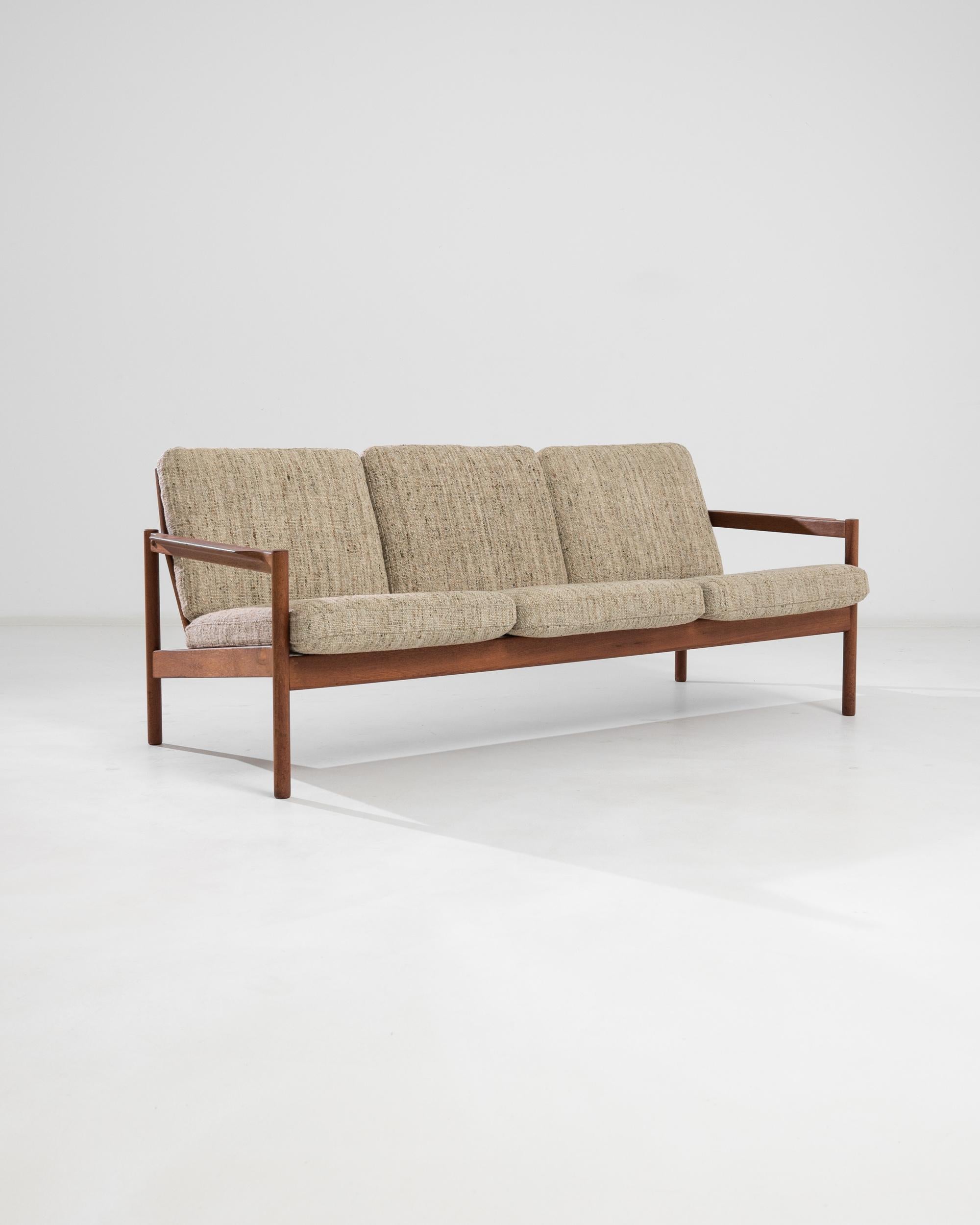 1960s Danish Teak Sofa by Magnus Olesen In Good Condition In High Point, NC