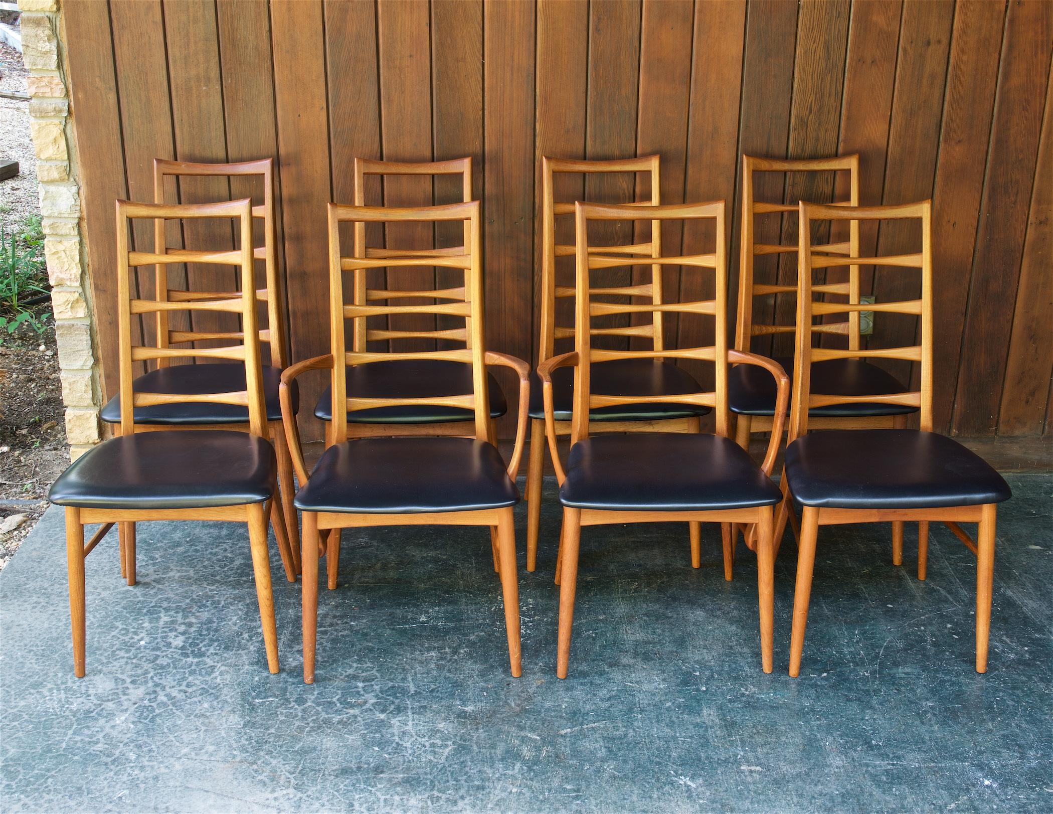 Nice original set of 8, all from the same estate. There are 6 highback side chairs, and 2 highback armchairs.

Overall these show light signs of wear, and are usable as-is. The frames are strong with tight joinery, and without cracks. All vinyl is