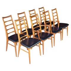 Lot de 8 chaises de salle à manger en teck danois des années 1960 à haut dossier en forme de corne, pour chalet de ski scandinave