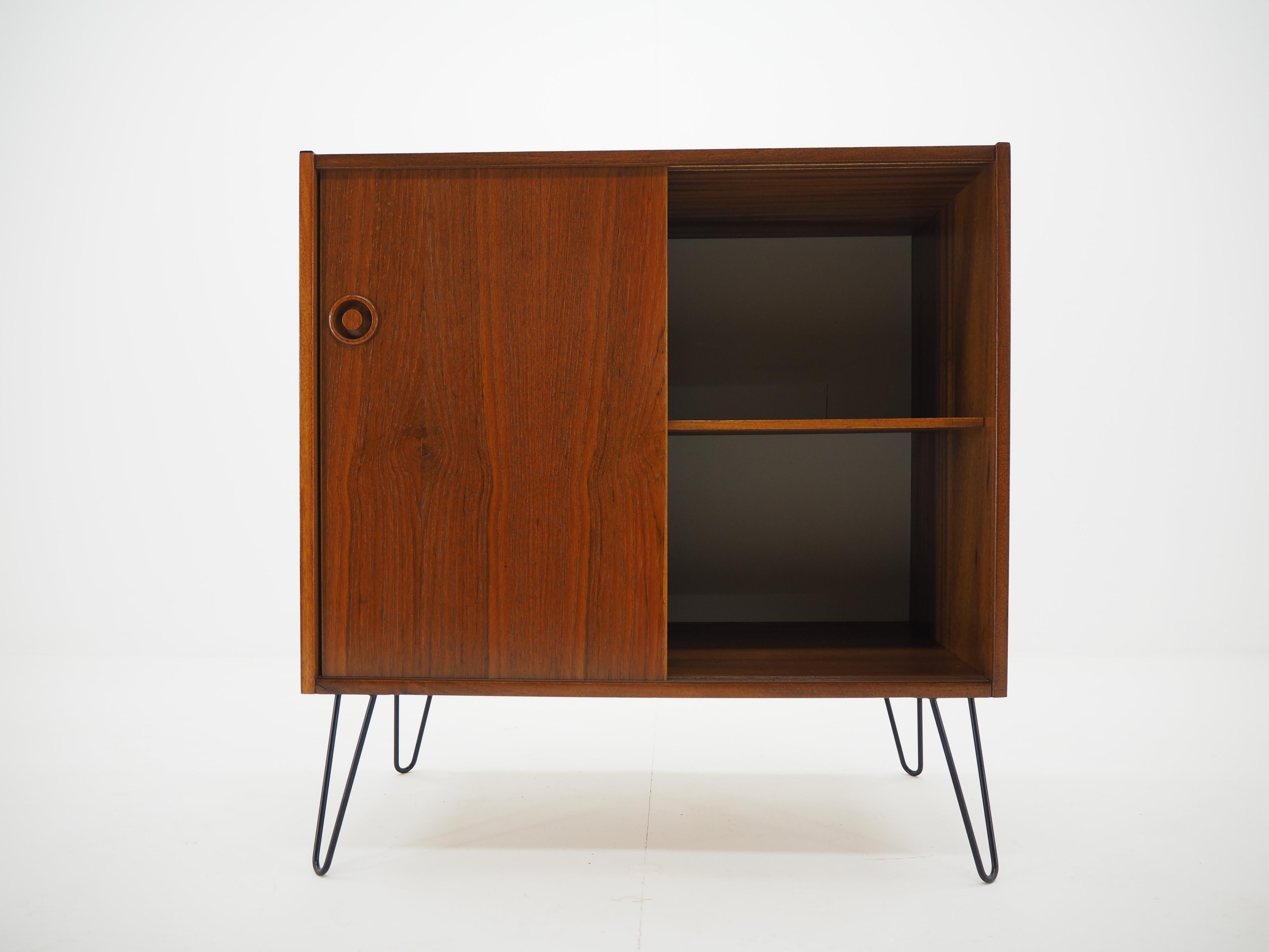 Meuble de rangement danois en teck recyclé des années 1960 3