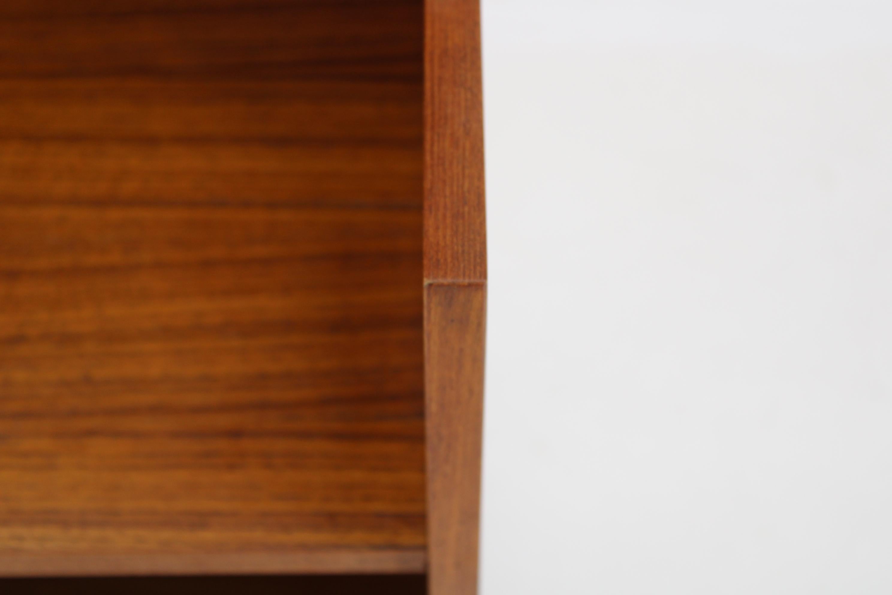 Armadio danese in teak riciclato del 1960 in vendita 5