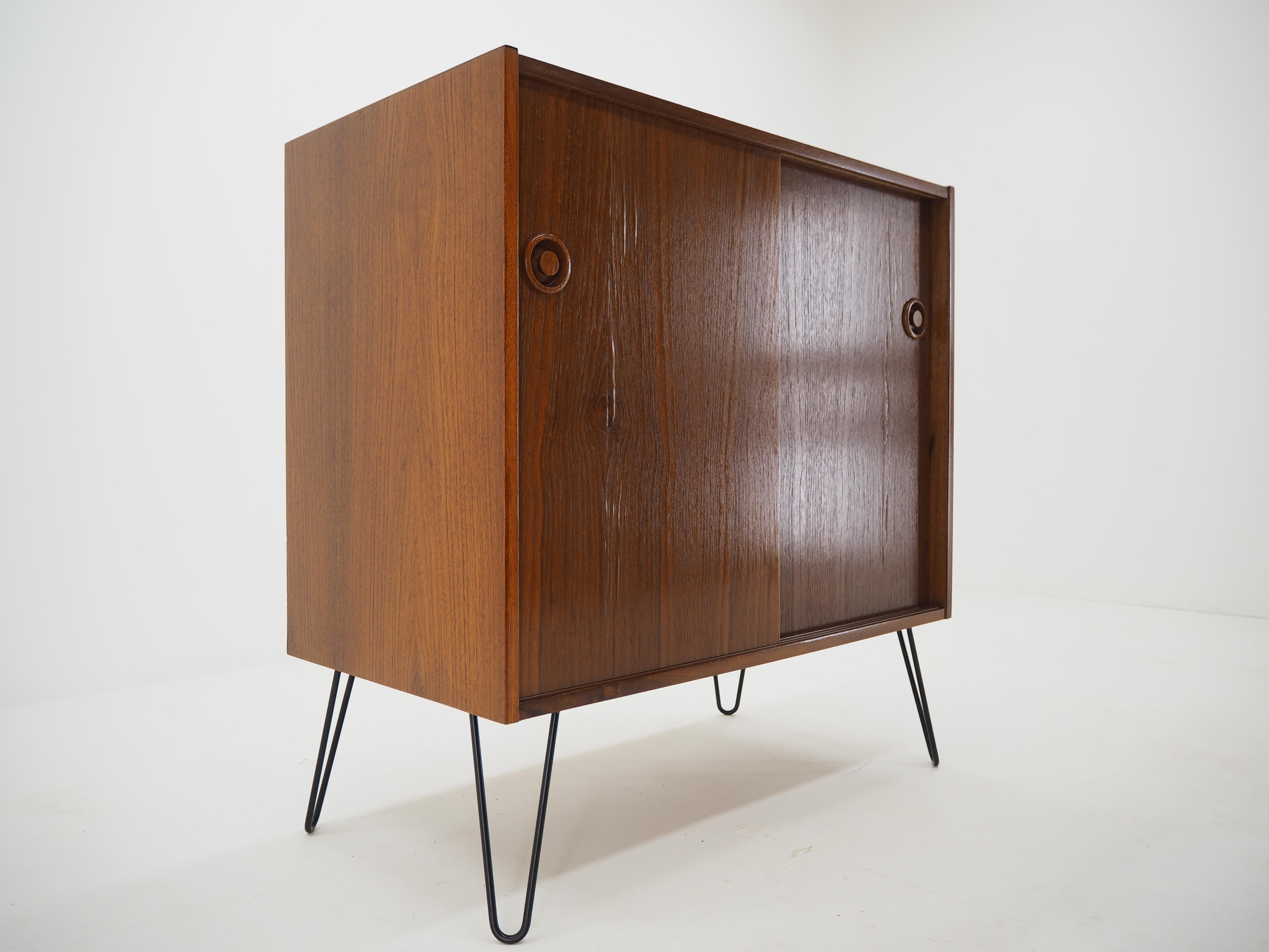 Meuble de rangement danois en teck recyclé des années 1960 6