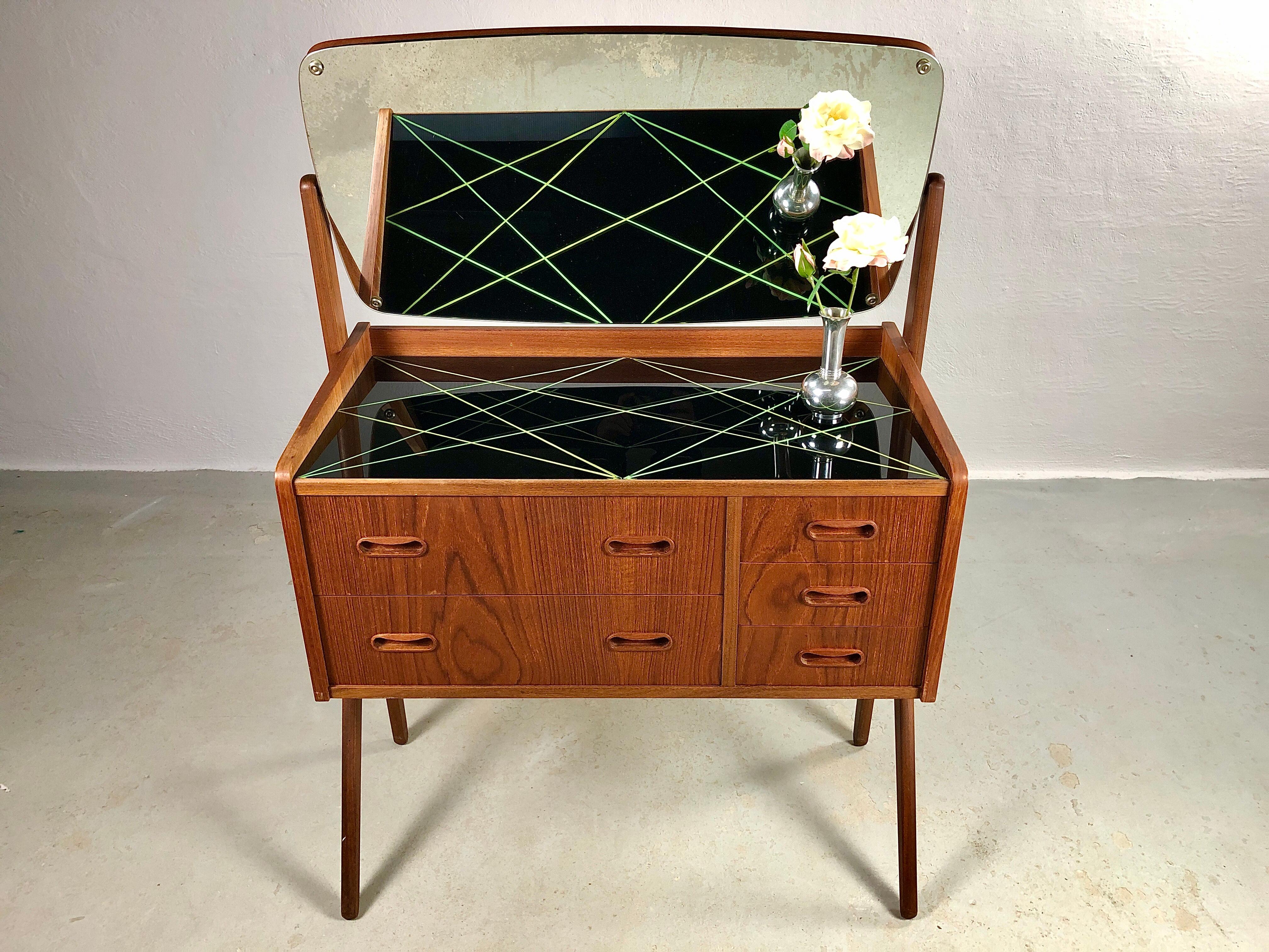 1960s vanity