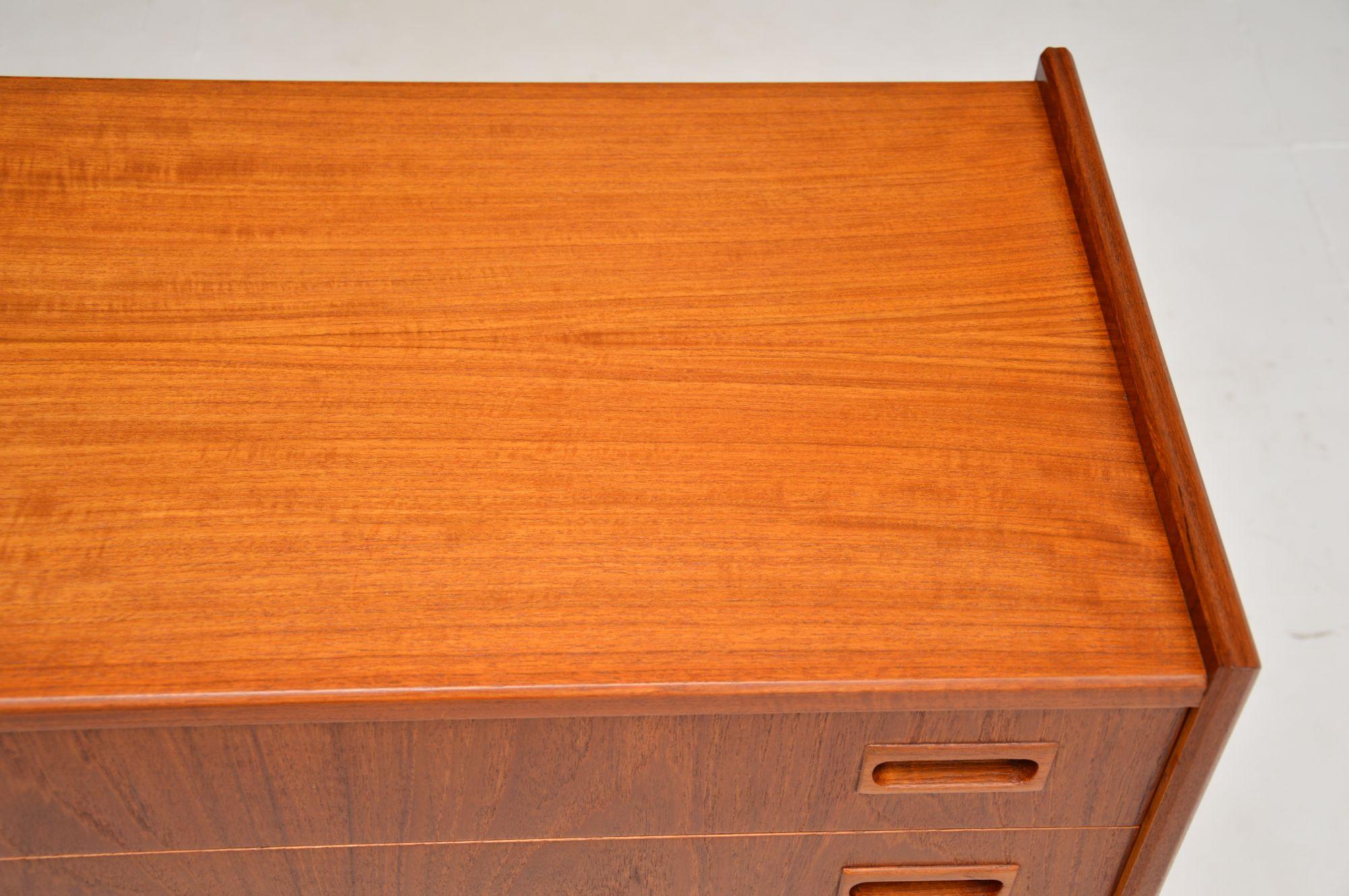 1960's Danish Teak Vintage Chest of Drawers For Sale 4