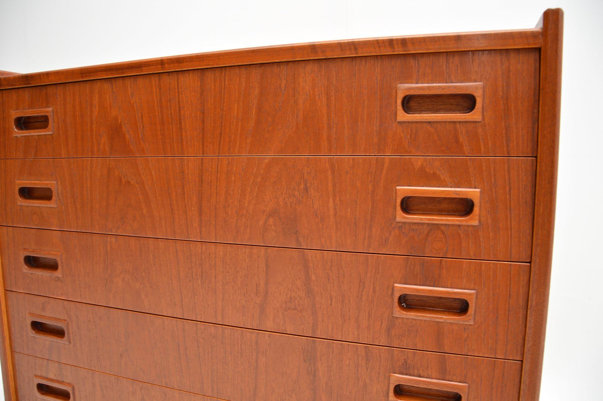 1960's Danish Teak Vintage Chest of Drawers For Sale 6