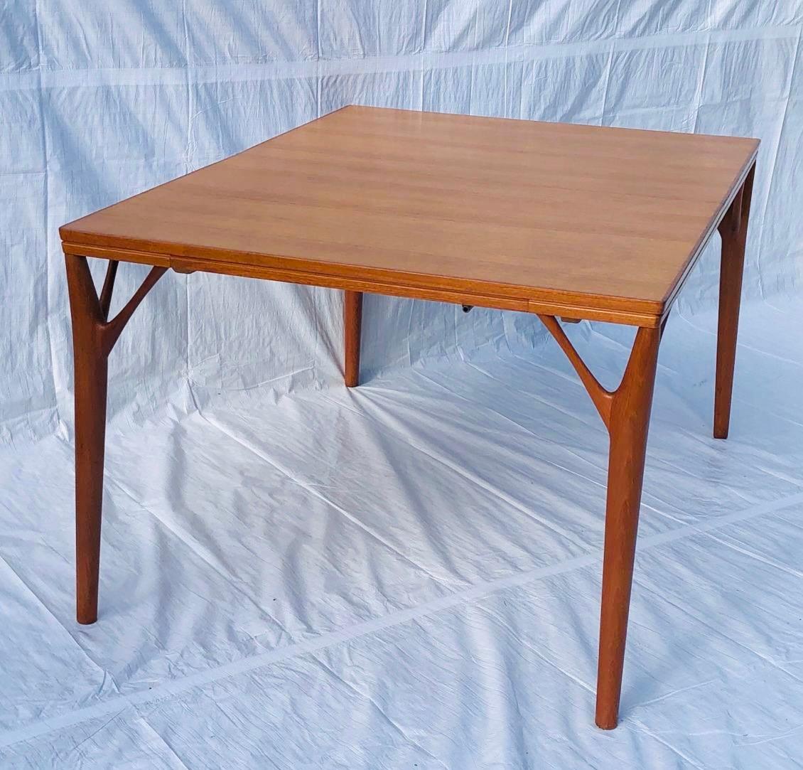 20th Century 1960s Danish Teak Willy Sigh 'Tree Leg' Dining Table Model 180 by H Sigh & Søn  For Sale