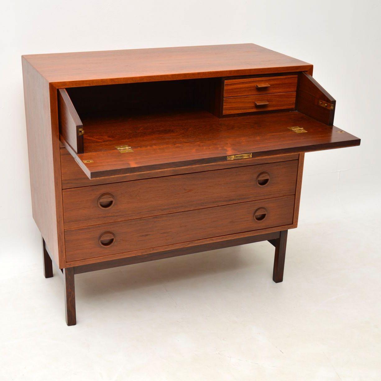 bureau chest of drawers