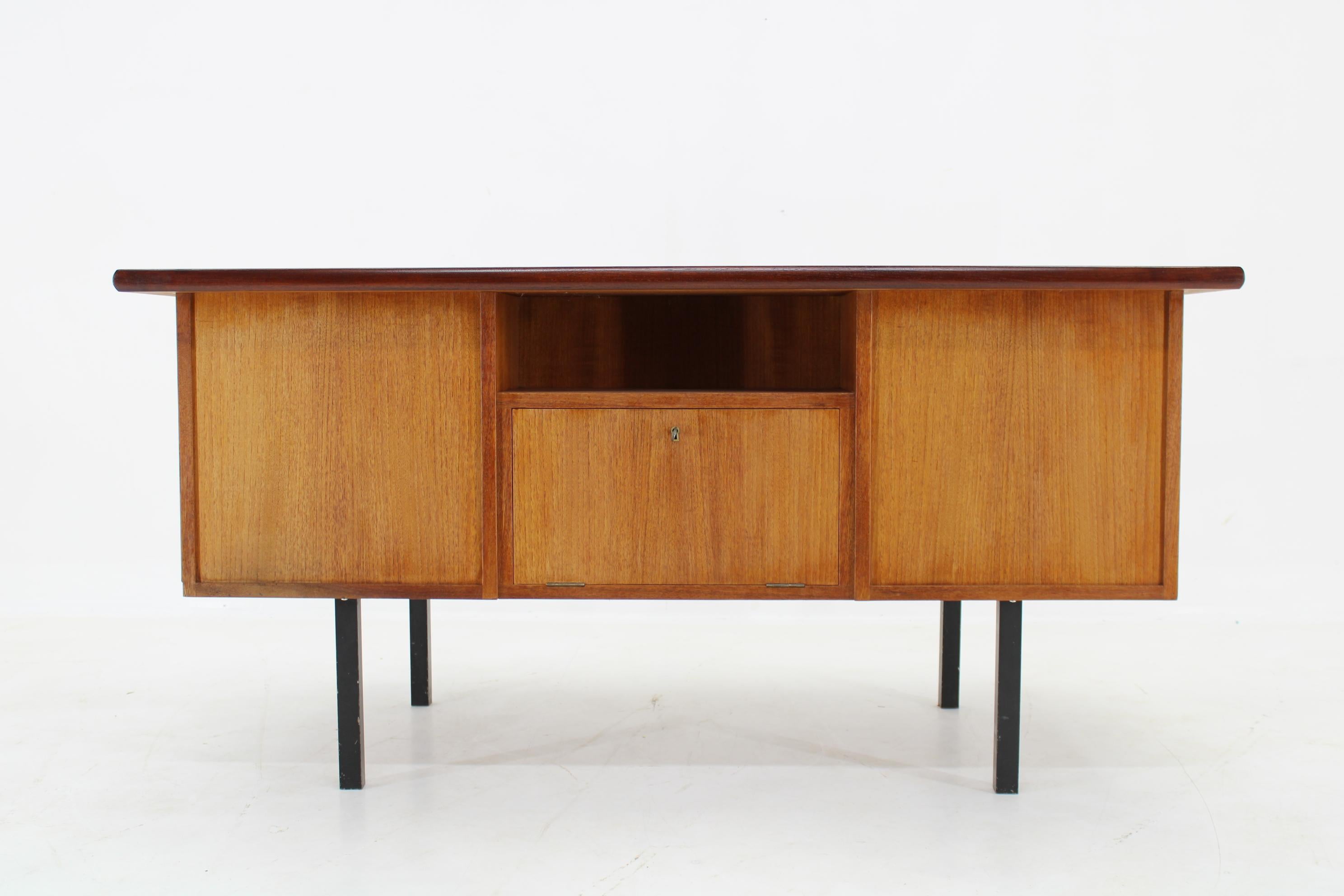 1960s Danish Teak Writing Desk For Sale 9