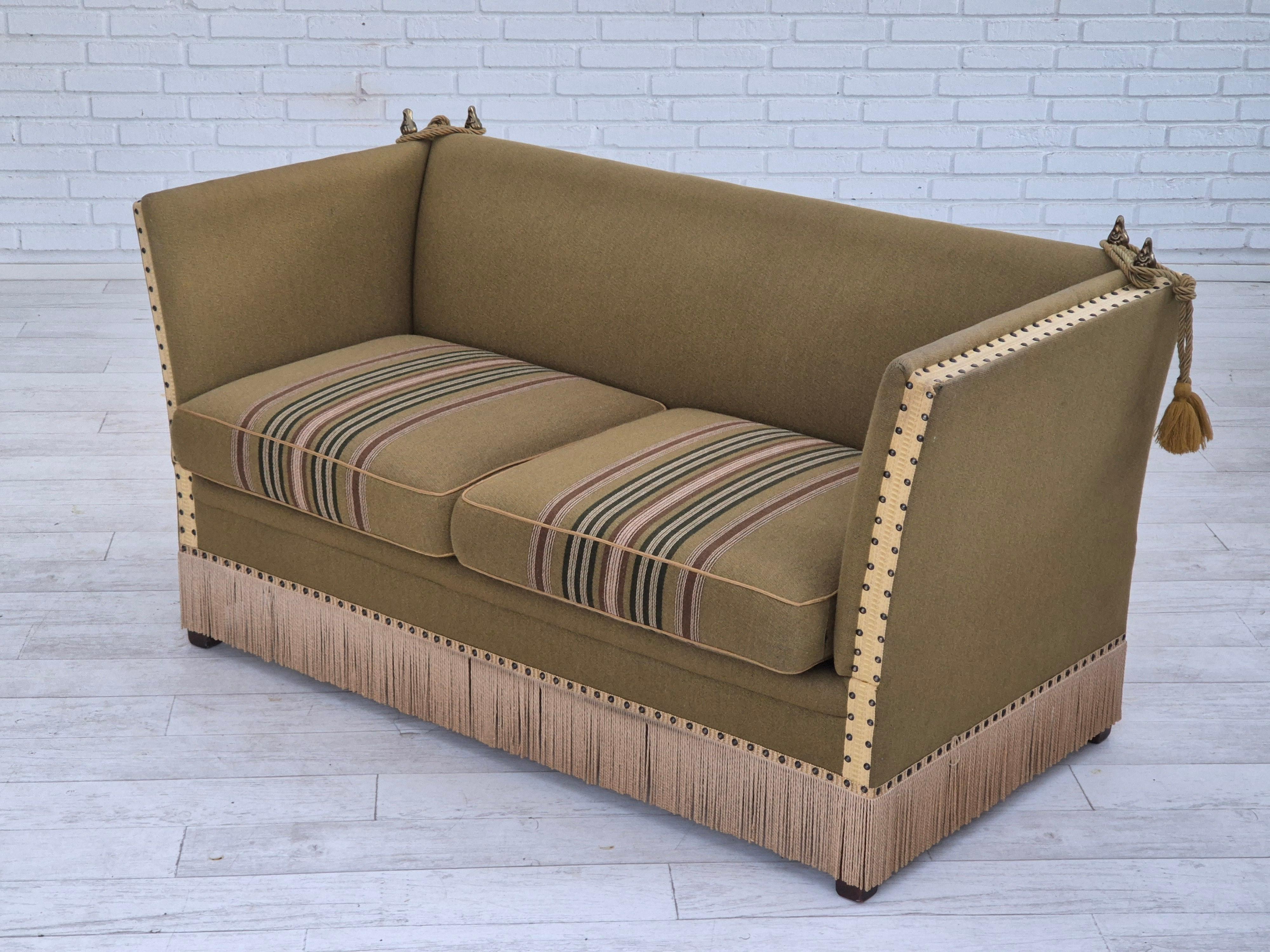 1960s, Danish velour 2 seater drop arm sofa, wool, original condition. For Sale 12