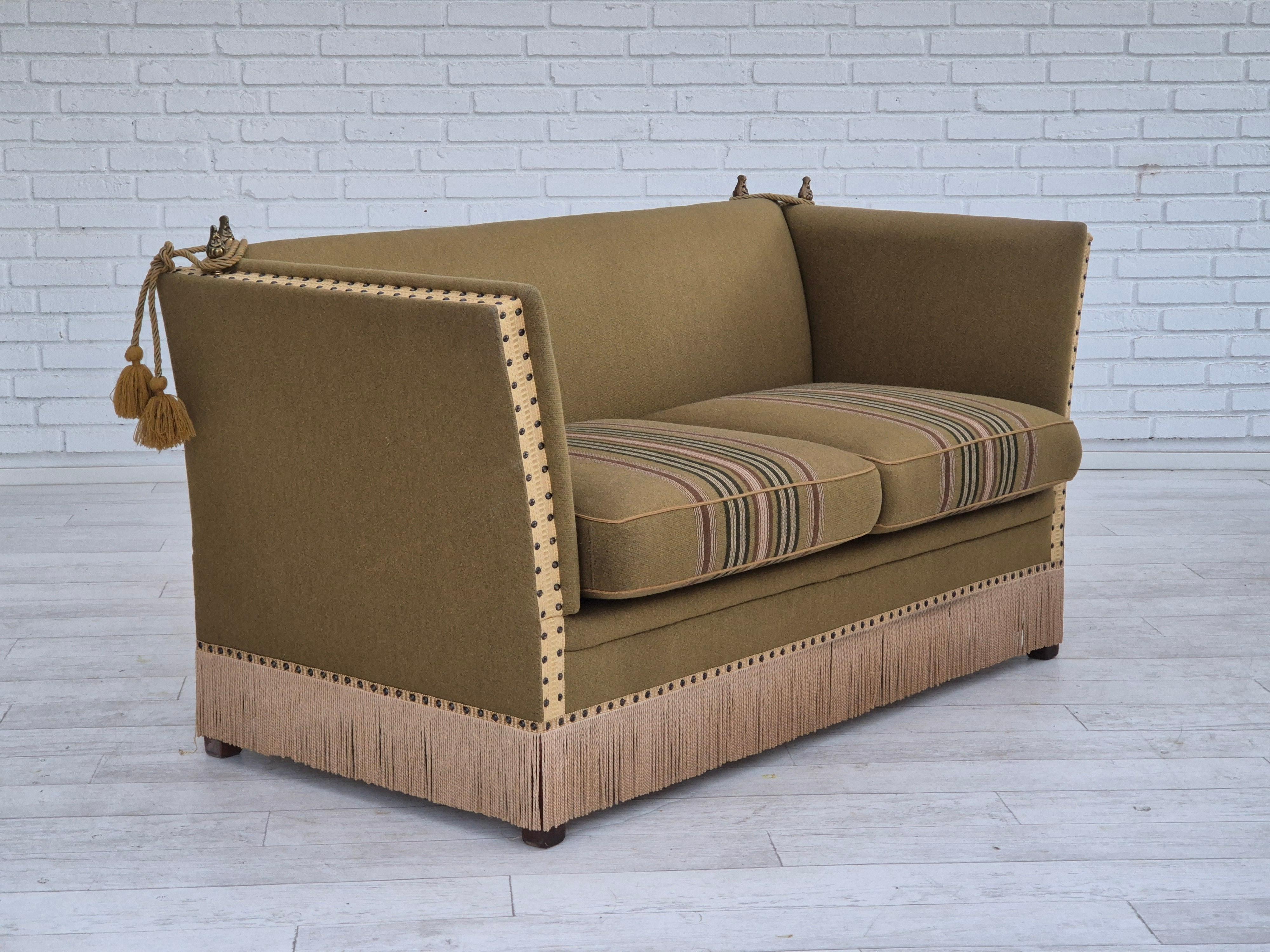 1960s, Danish velour 2 seater drop arm sofa, wool, original condition. In Good Condition For Sale In Tarm, 82